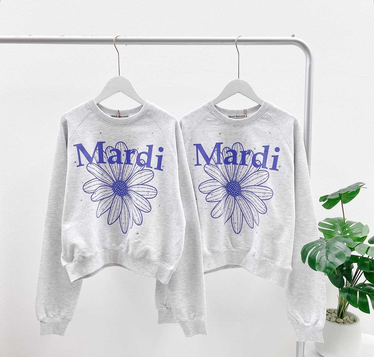 Mardi Flower Raglan Stone Sweatshirt (Heather/Purple)