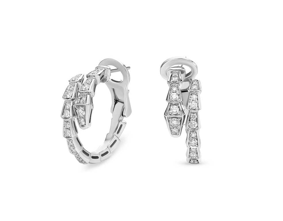 Serpenti Viper 18 kt White Gold Hoop Earrings set with full Pavé Diamonds