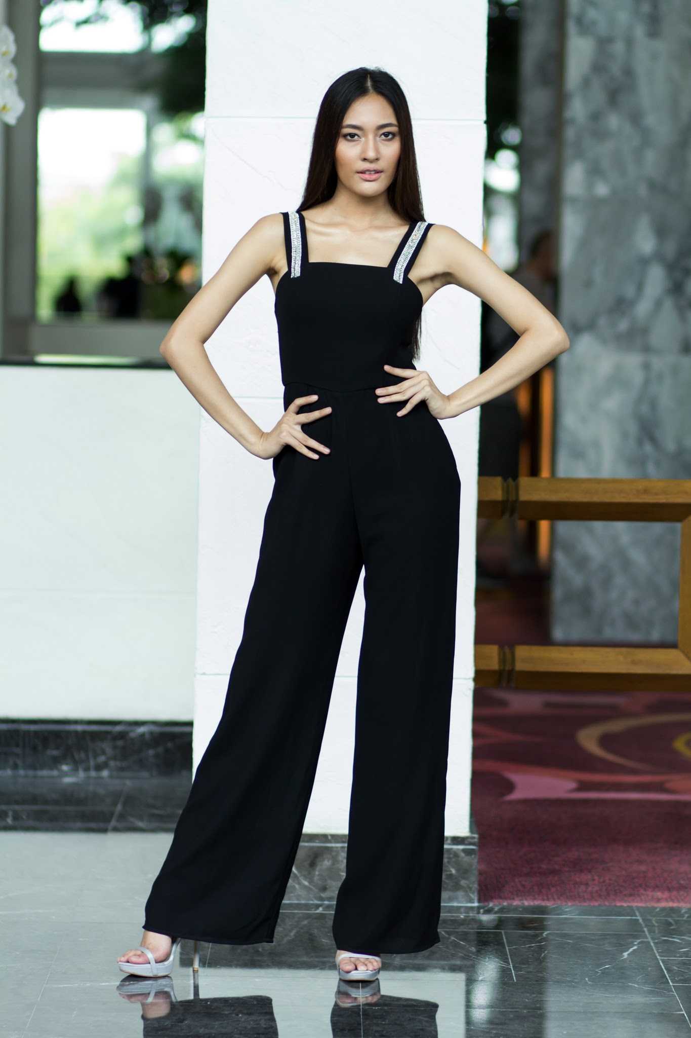 (Made to order) Angela Jumpsuit Black (จัดส่งภายใน 10-14 วัน)