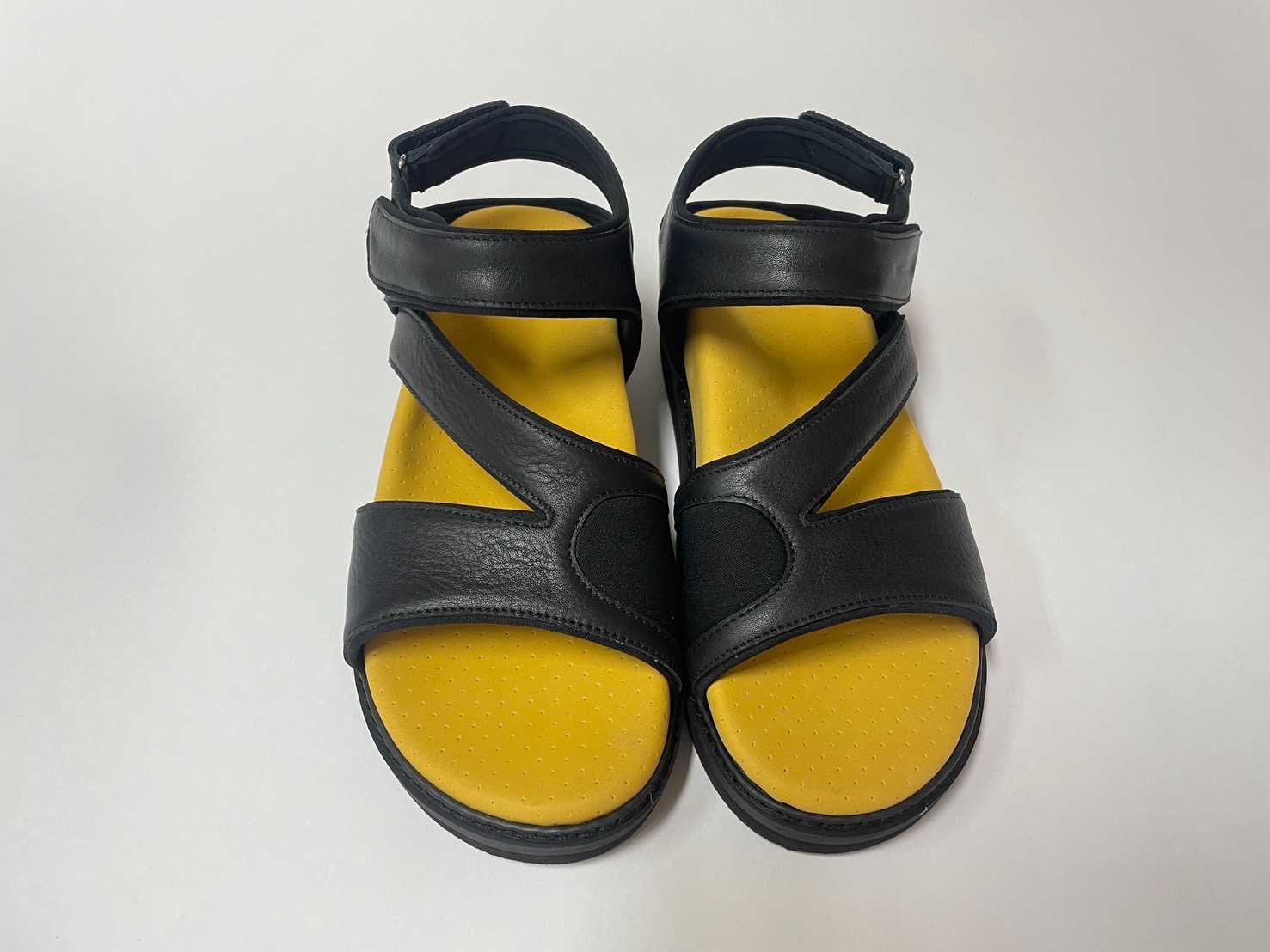 รองเท้าสั่งตัด TALON รัดส้นสำหรับกระดูกโปน Bunions สามารถตัดสูงต่ำได้ วัสดุสีเหลือง ต่อต้านแบคทีเรีย