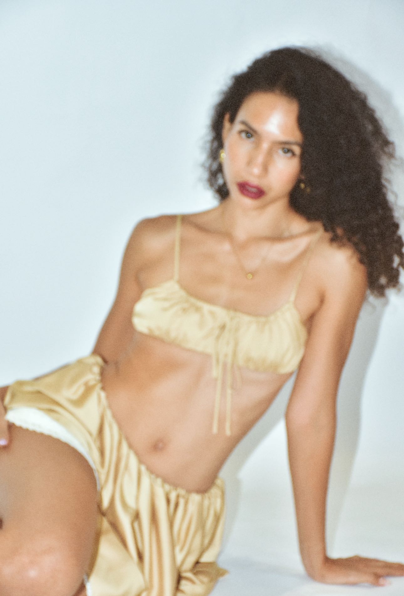 FRIST DATE GOLD SILK SATIN BRA