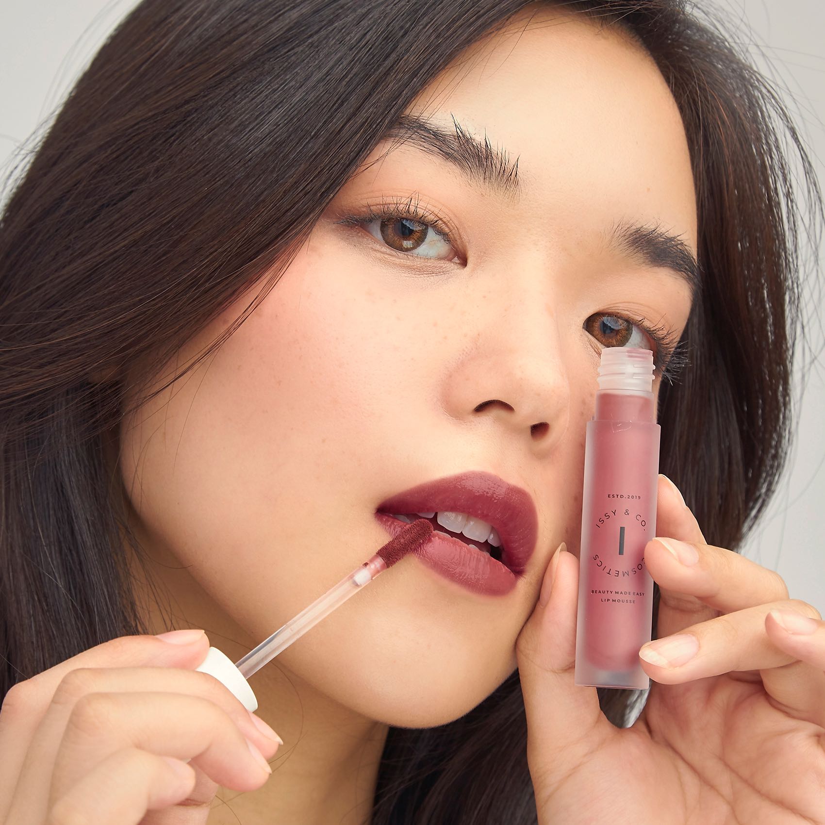 Issy & Co Lip Mousse in Smoked Blush