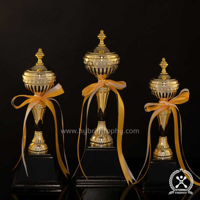 Hybrid Trophy ถ้วยรางวัลโลหะอิตาลี HYB-214 สี Black