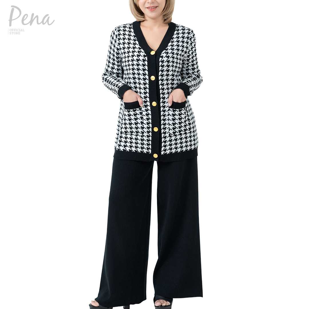 Pena house ชุดเซตนิตแวร์ (Knitwear)เสื้อคลุมแขนยาว และกางเกงขายาว PWLW112403