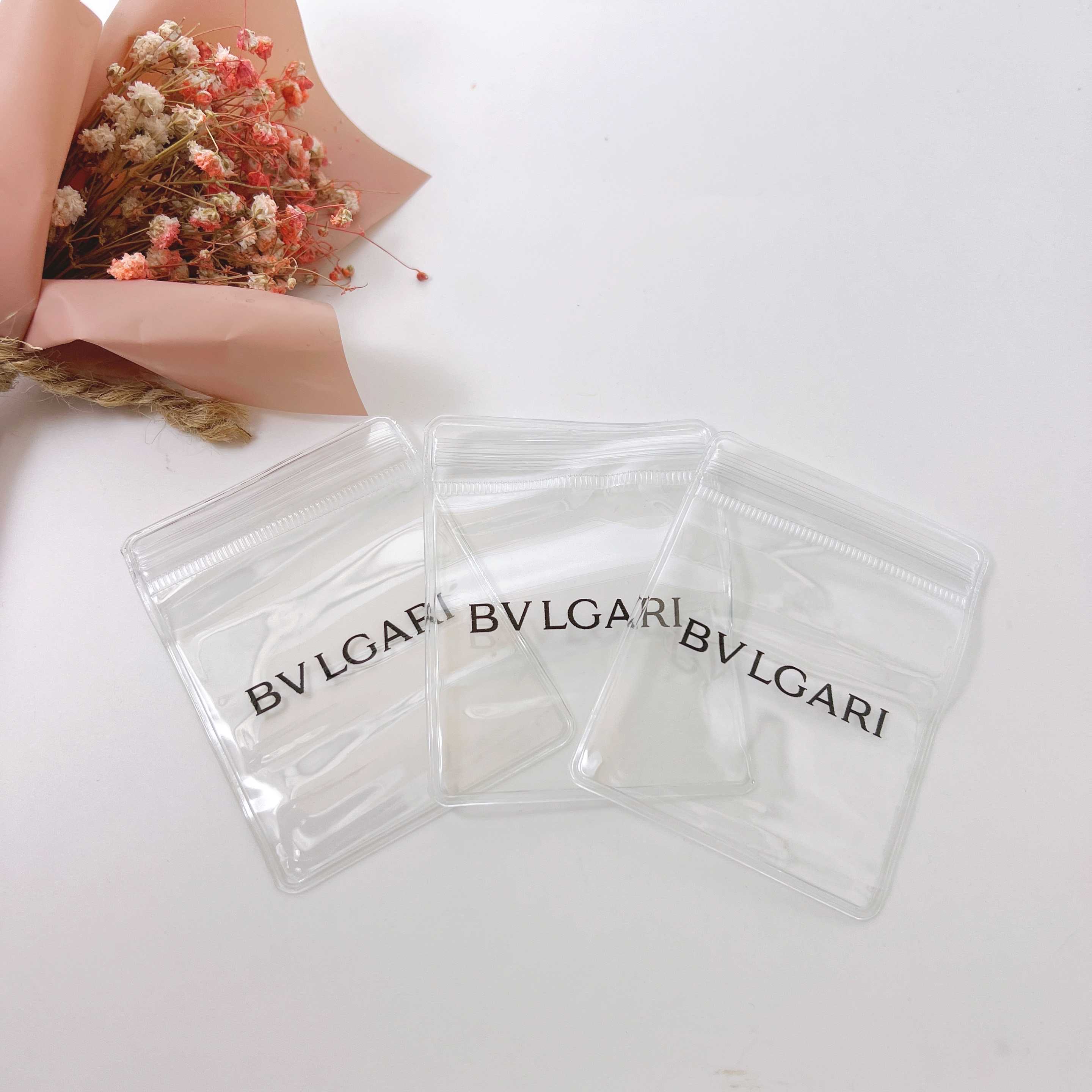 Z18 ถุง(PVC) ขนาดเล็ก 6X8 CM 1แพ็ค ได้12ชิ้น