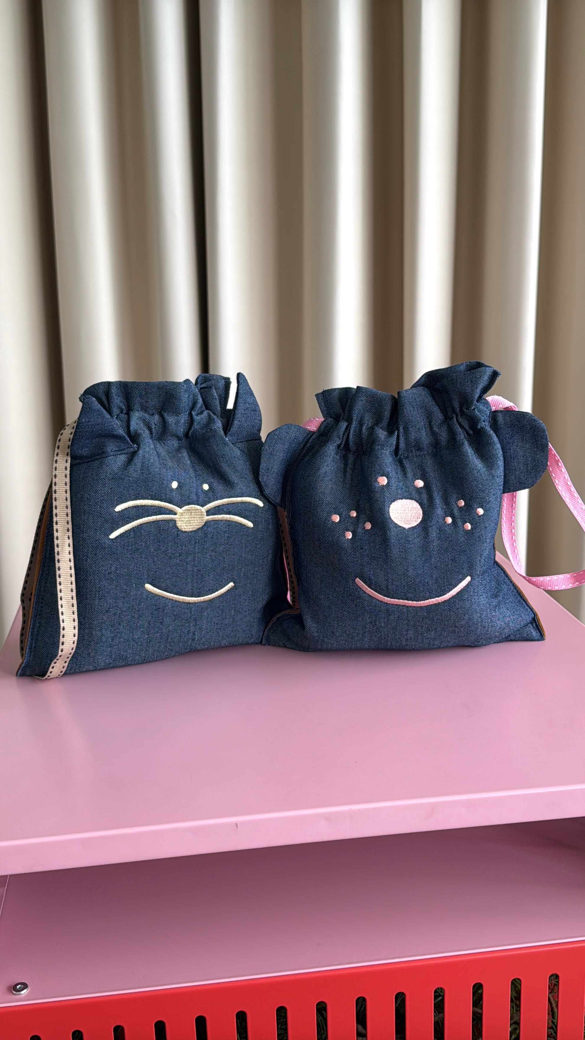 cat & dog drawstring bag