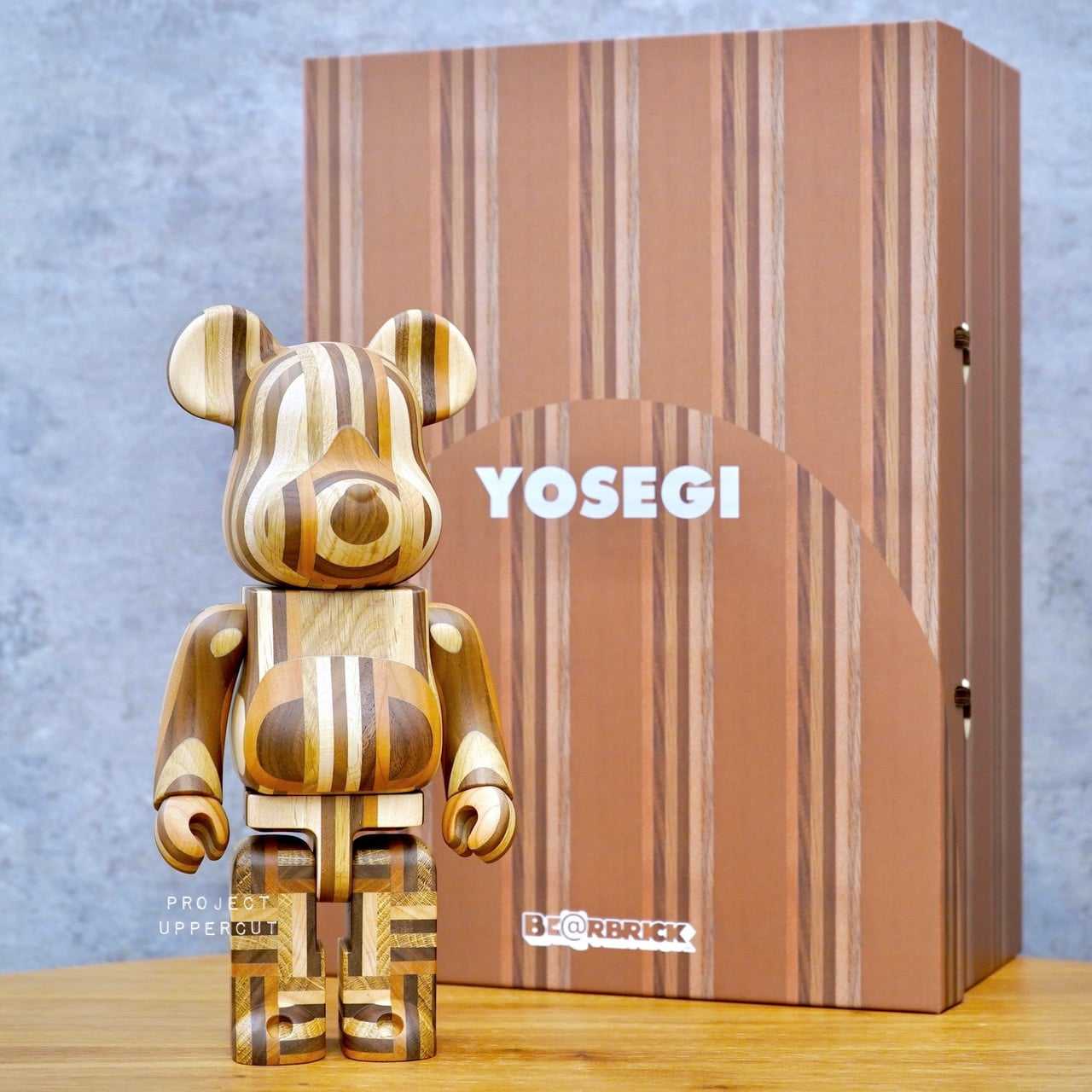 BE@RBRICK 400% KARIMOKU - Yosegi (Wood) [New]