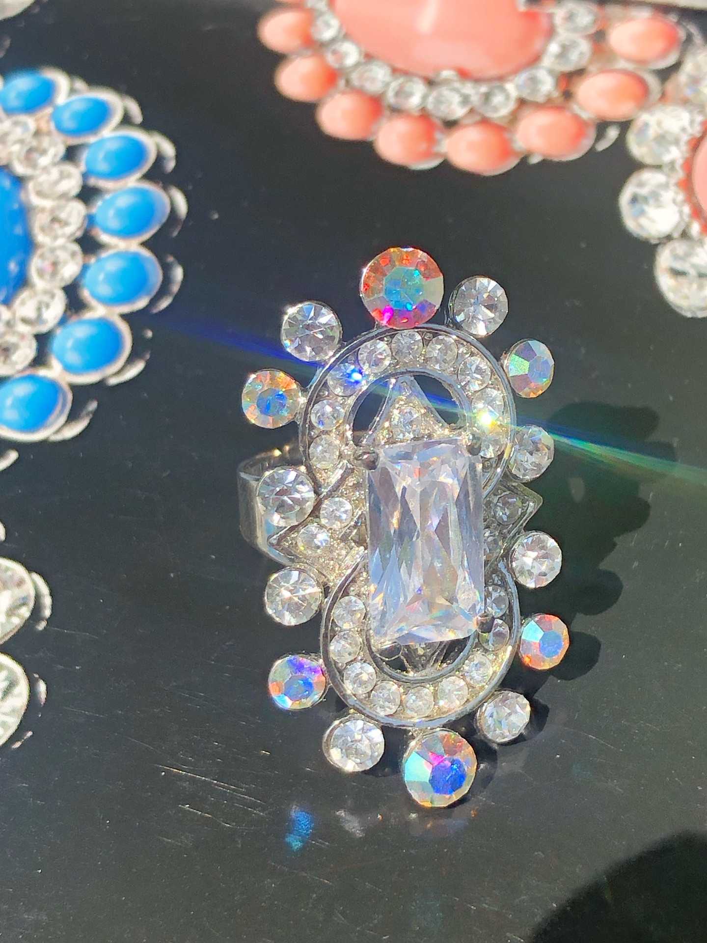 Vintage Sparkling Rhinestone Statement Ring 💍✨💎 แหวนวินเทจประดับคริสตัลสวยวิบวับตลอดทั้งชิ้น