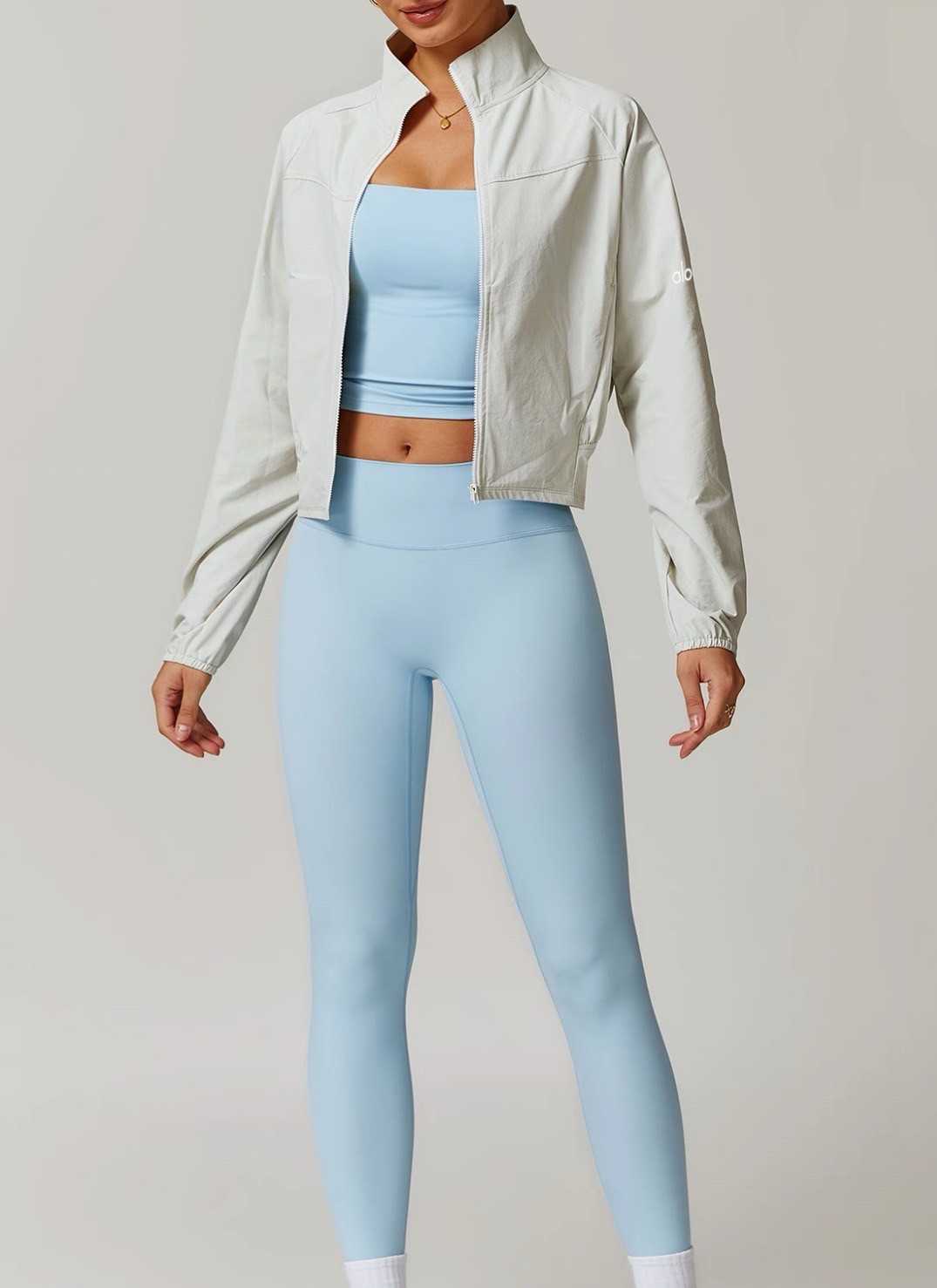 ALO ZIPPER WIND JACKET / สีออฟไวท์