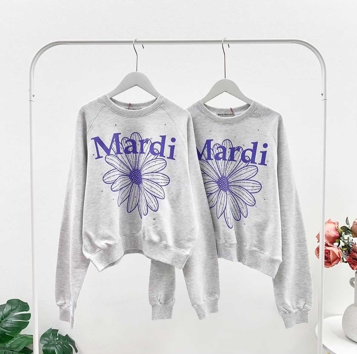 พร้อมส่ง Mardi Flower Stone Raglan Sweatshirt (Heater / Purple )