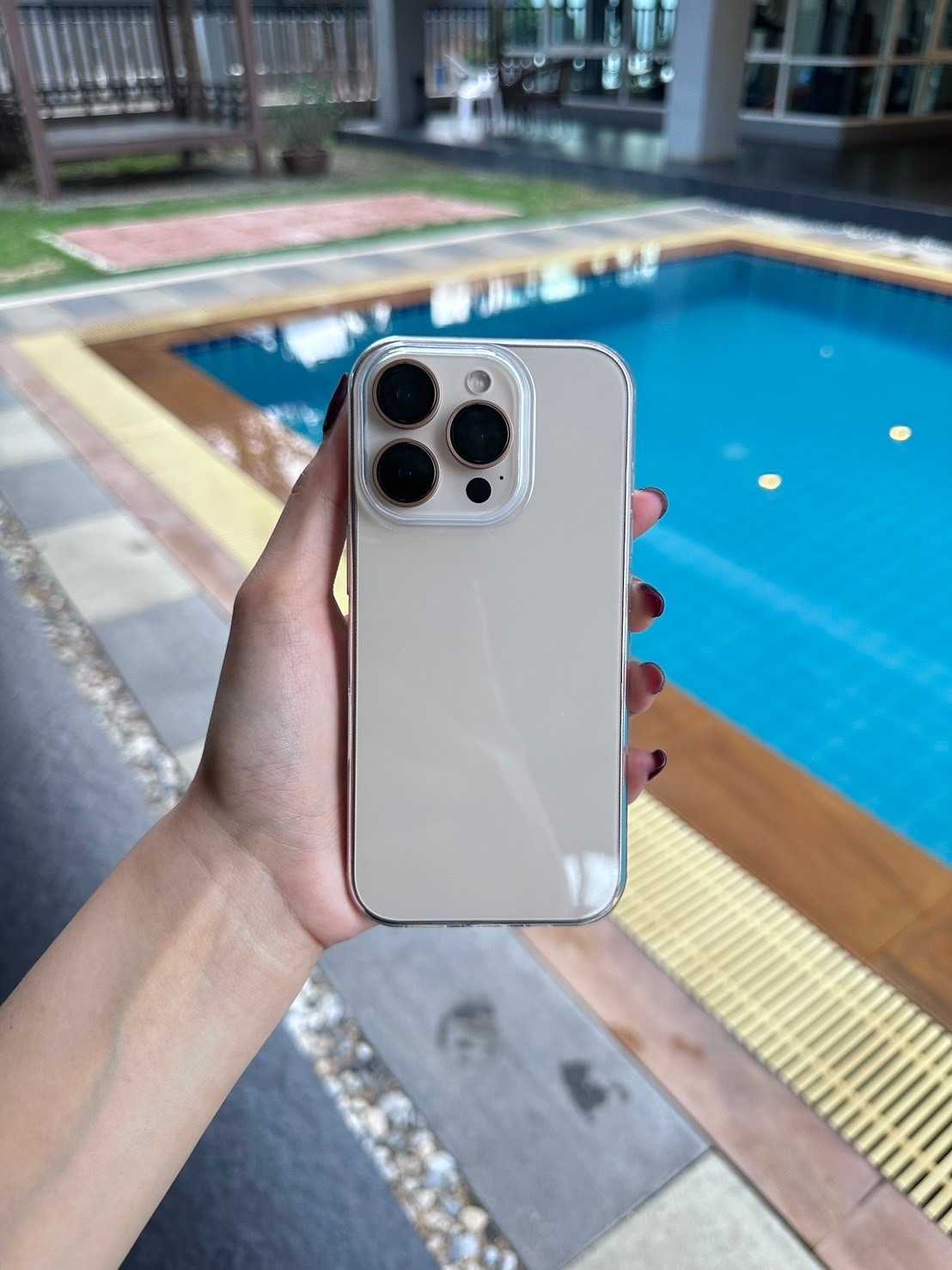 TPU CASE เคสกันกระเเทกแบบใส IPHONE 16