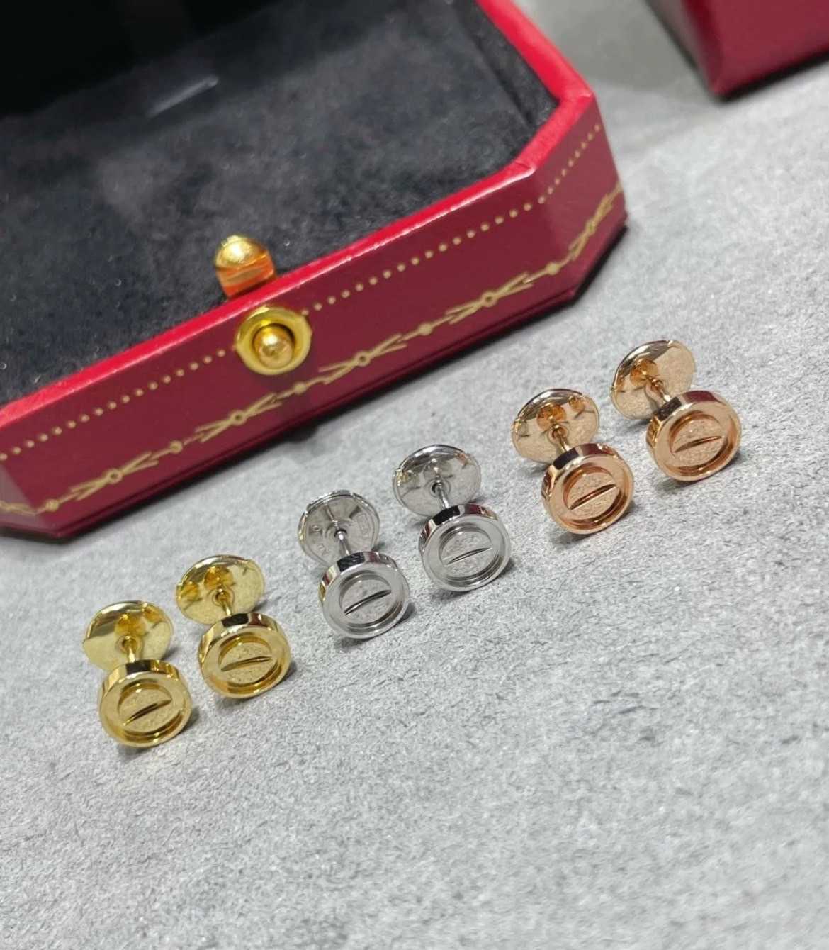 CARTIER JUSTE UN CLOU STUD EARRINGS