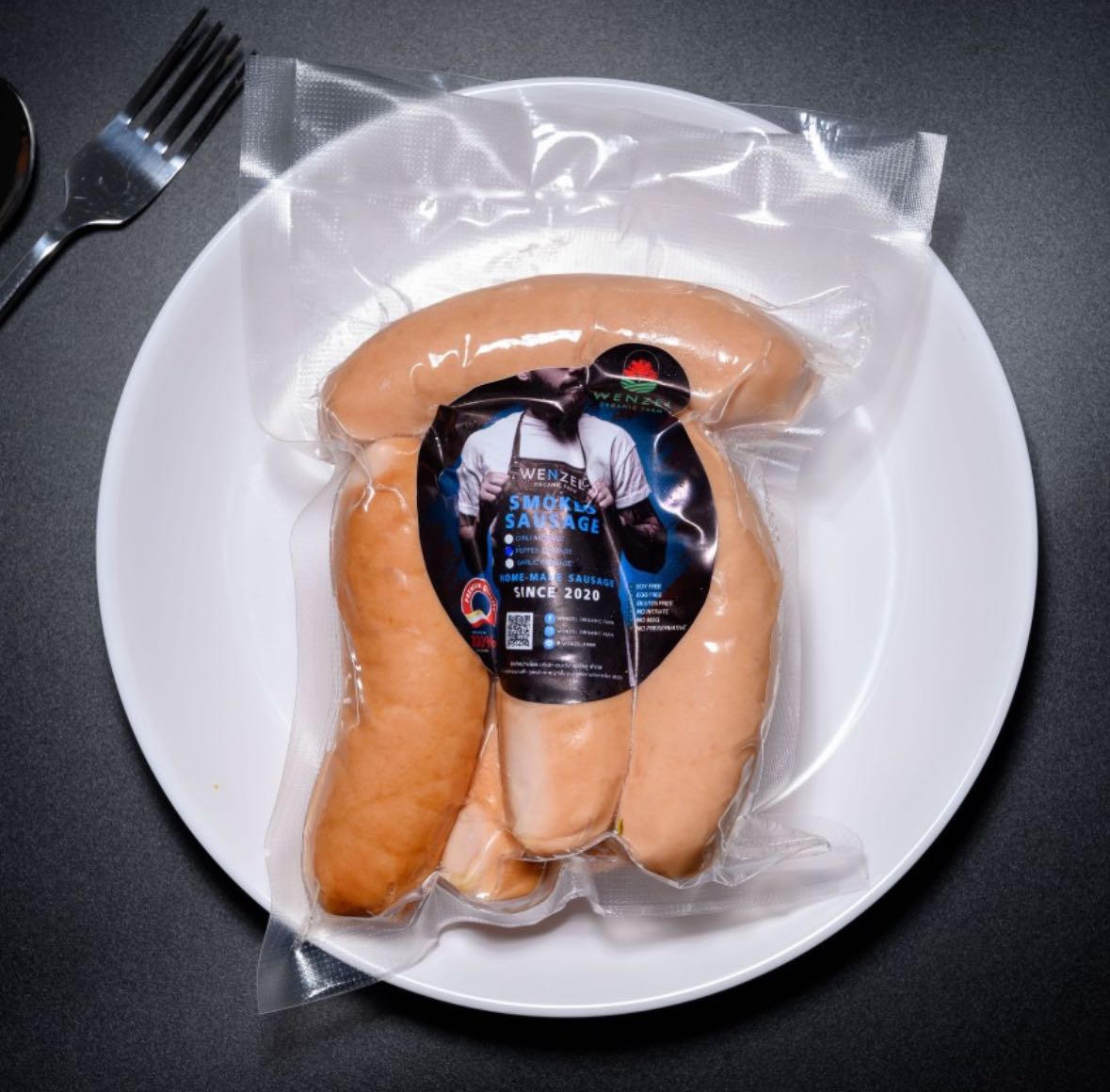 Pre-order ไส้กรอกรมควัน พริกไทย 500 g / pack สั่งวันนี้ รอบส่ง พฤหัส 2 เม.ย.