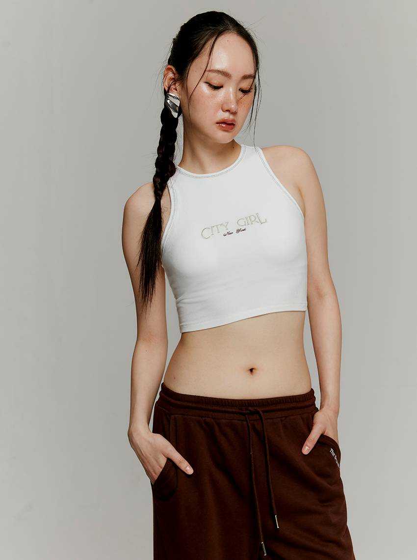 Sabina Wearever SS24 เสื้อเสริมบราในตัว รหัส SOJ23010WH - สีขาว