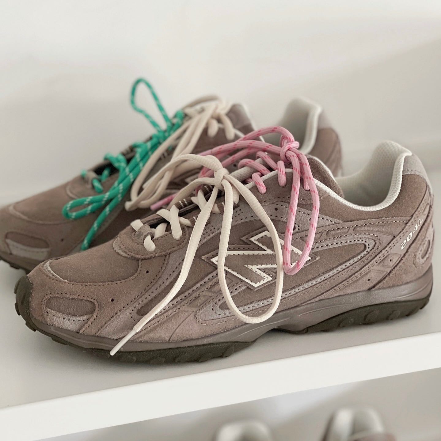 (PRE ORDER) New Balance 204L Brown