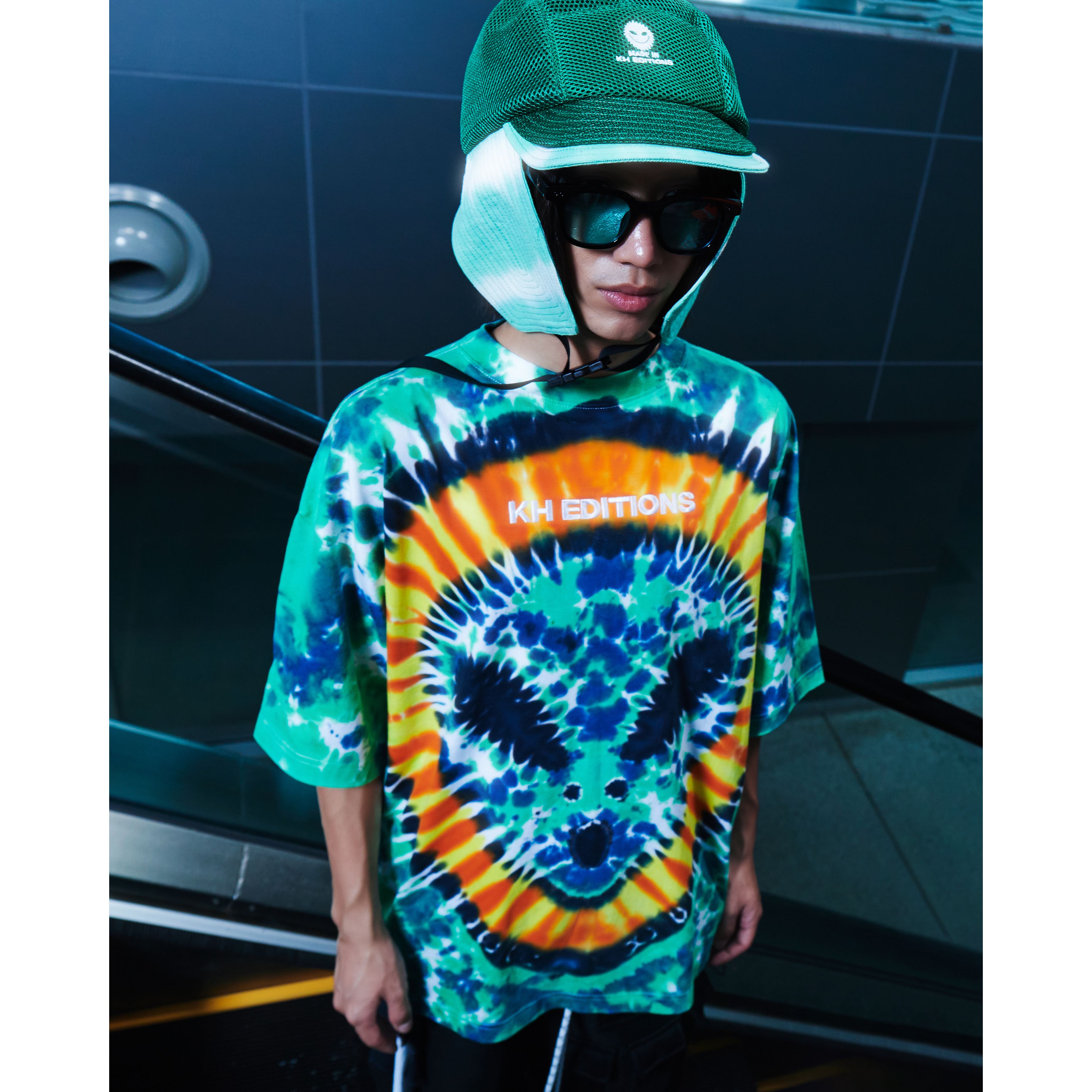 LOGO EMBROIDERED TIE DYE T-SHIRT | เสื้อยืดแขนสั้น ปักโลโก้และมัดย้อม