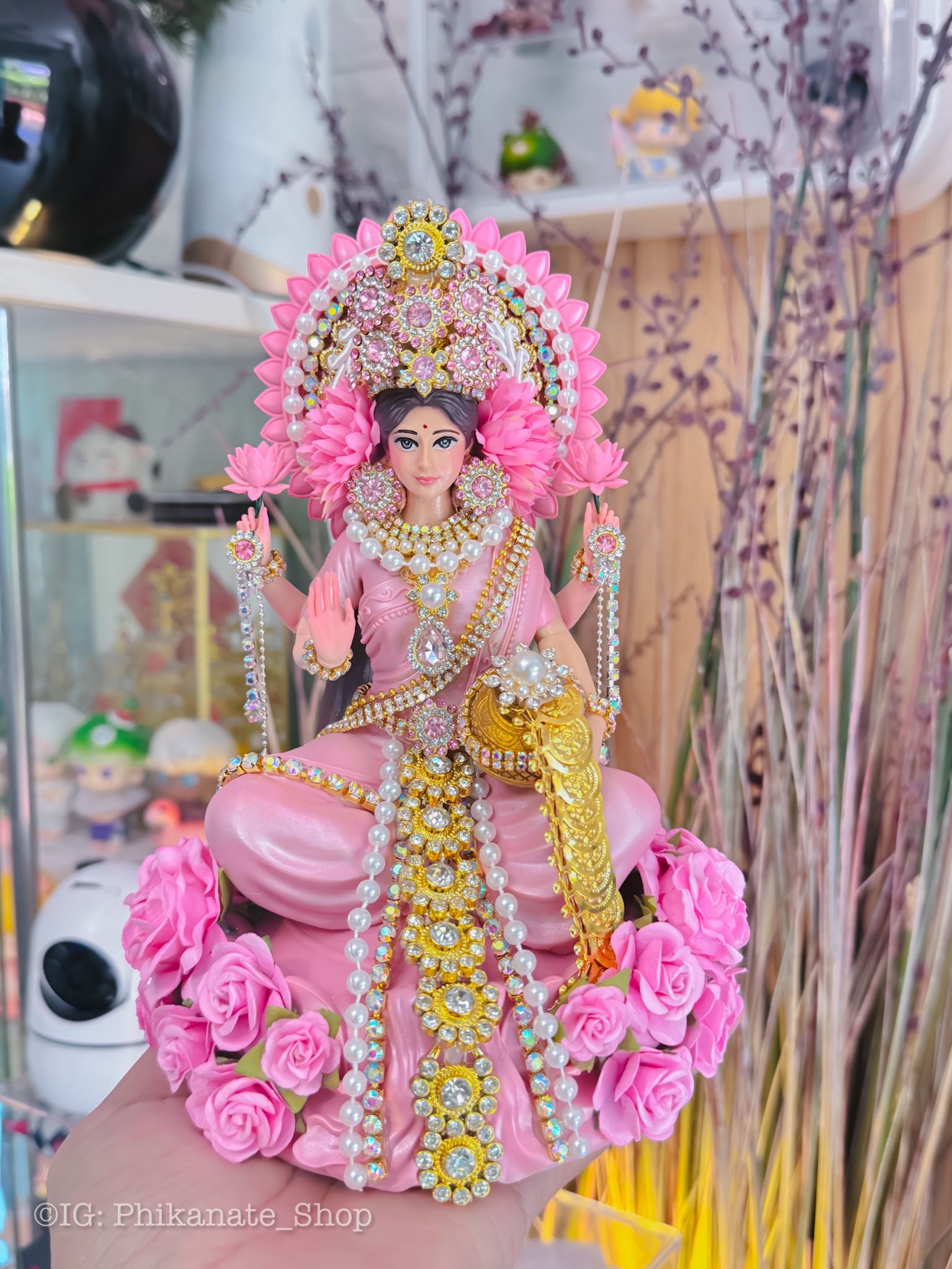 พระแม่ลักษมี เรียกทรัพย์ไม่ขาดสาย 