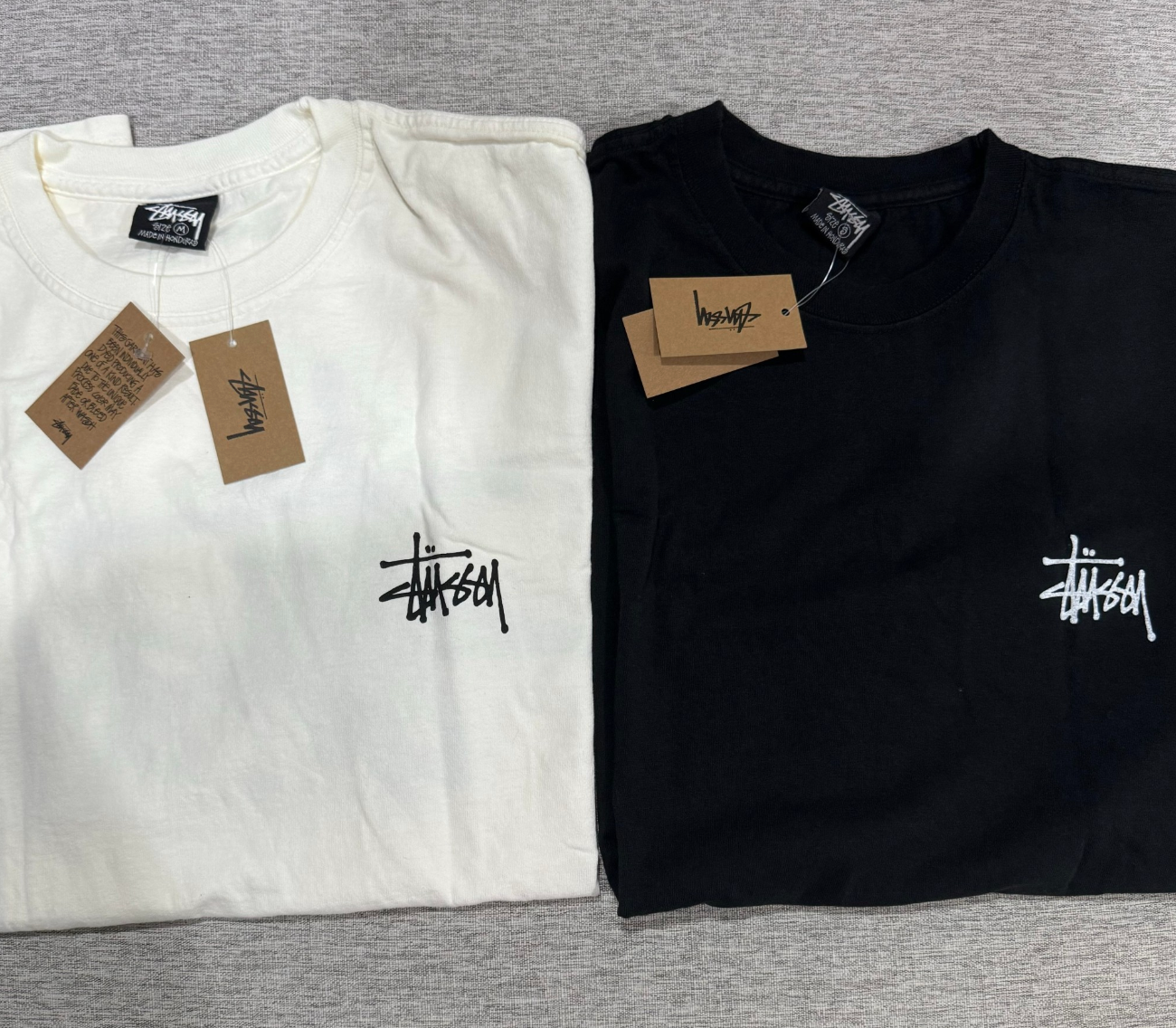 พร้อมส่ง stussy เสื้อยืดสีขาว และสีดำ รุ่น BASIC STUSSY TEE