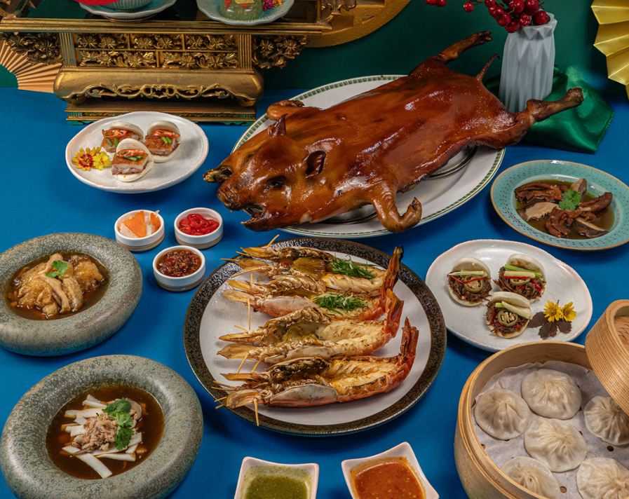 บัตรทานอาหาร Lunch / Dinner Premium Chinese Buffet รวมน้ำเปล่า ห้องอาหาร The Square