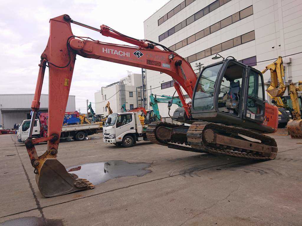 รอเข้าไทย - ZX120-3 ก้อนยาง