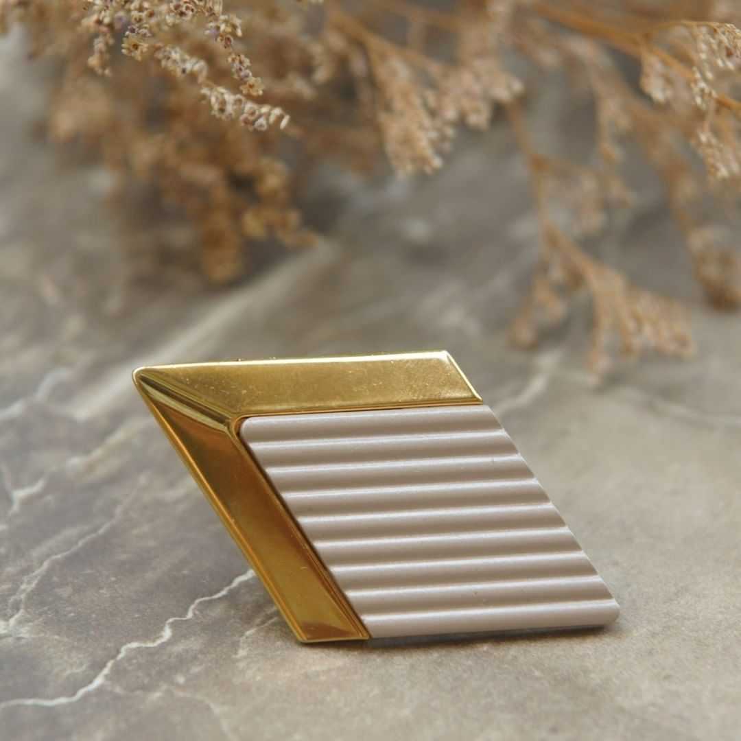 Vintage Diamond Rice-Shape Brooch