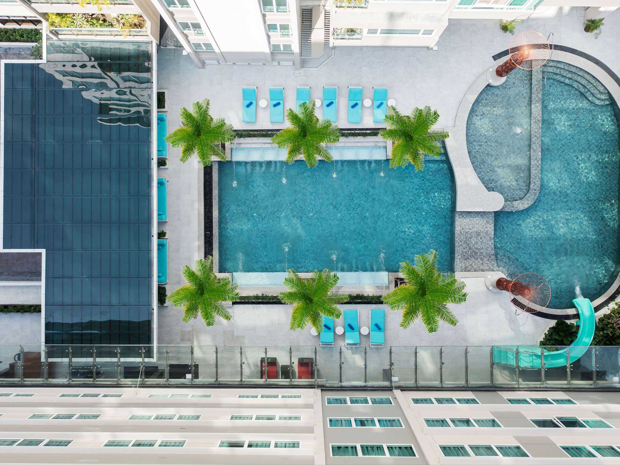 Novotel Bangkok Living Sukhumvit Legacy กรุงเทพ ห้อง Deluxe Studio พร้อมอาหารเช้า 2 ท่าน