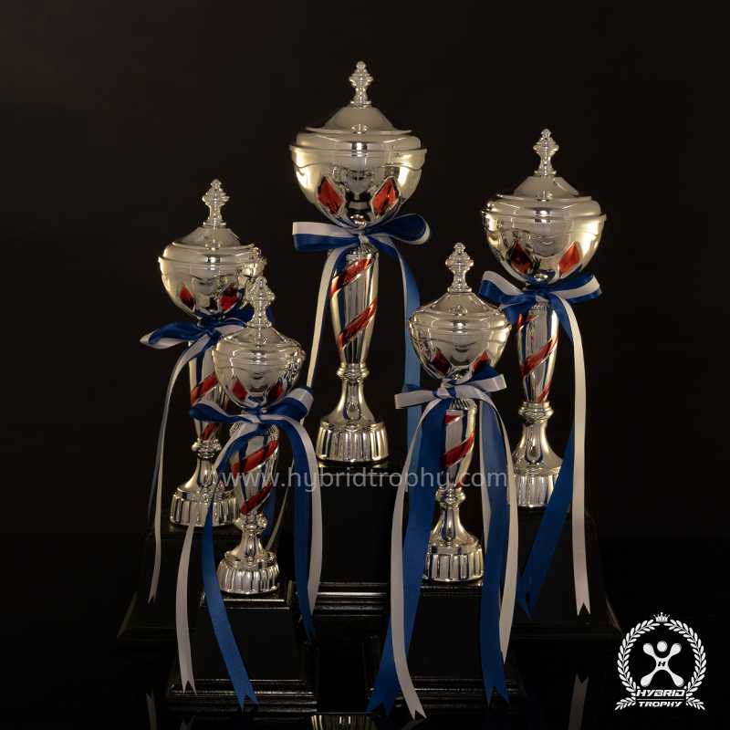 Hybrid Trophy ถ้วยรางวัลโลหะอิตาลี HYB-222 สี Red