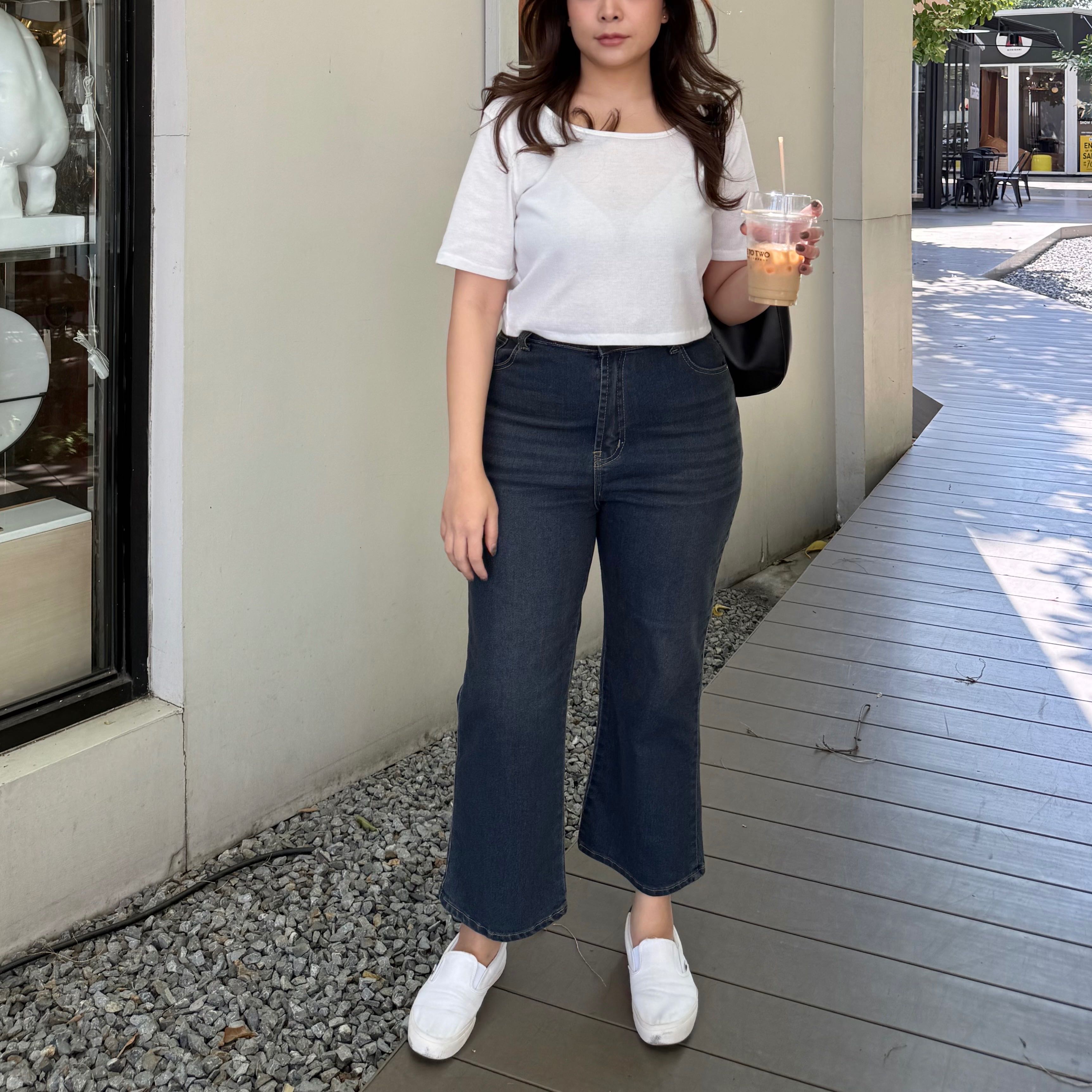 DEEP BLUE JEANS