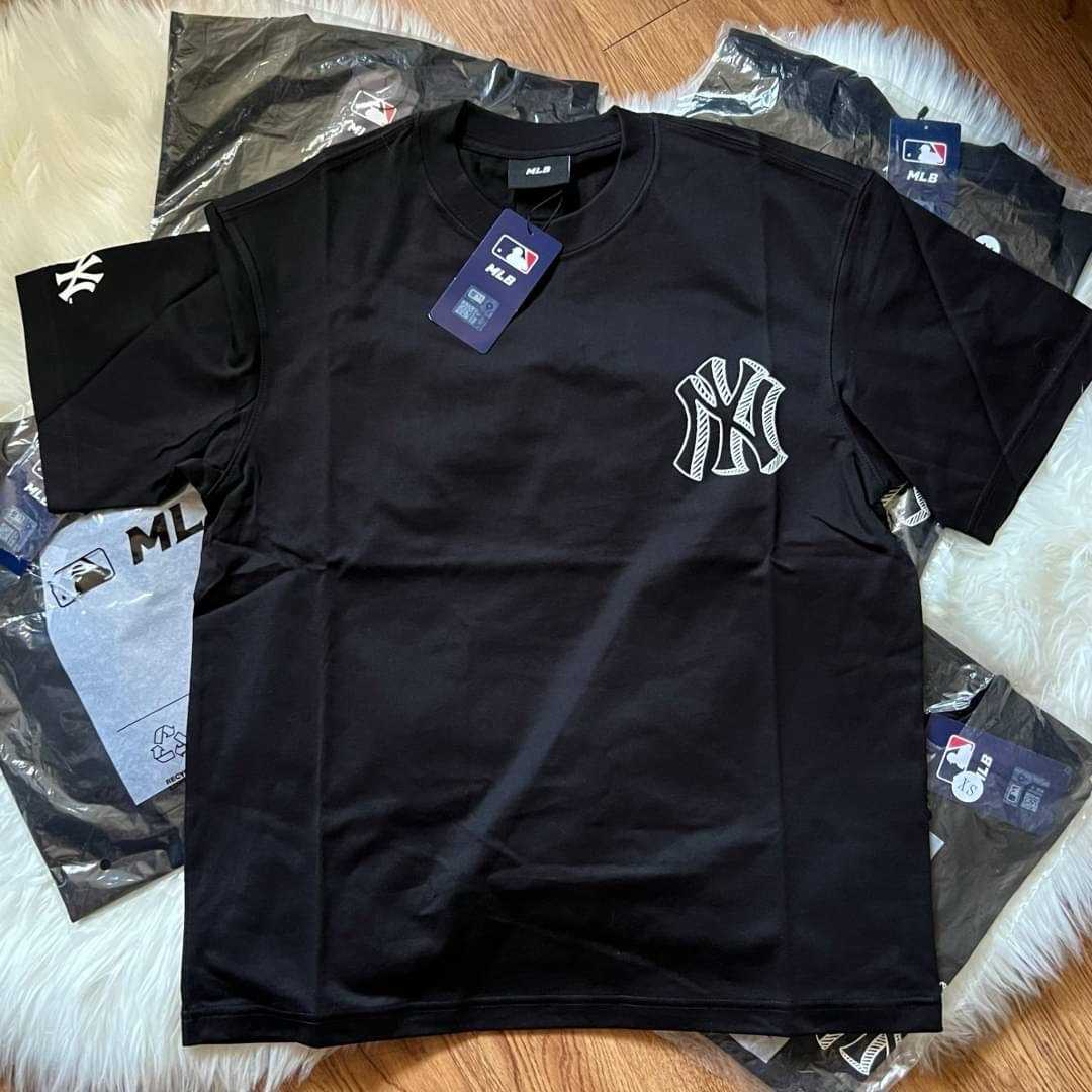 MLB oversize T-Shirt เสื้อยืด เสื้อโอเวอร์ไซส์ สีดำ M