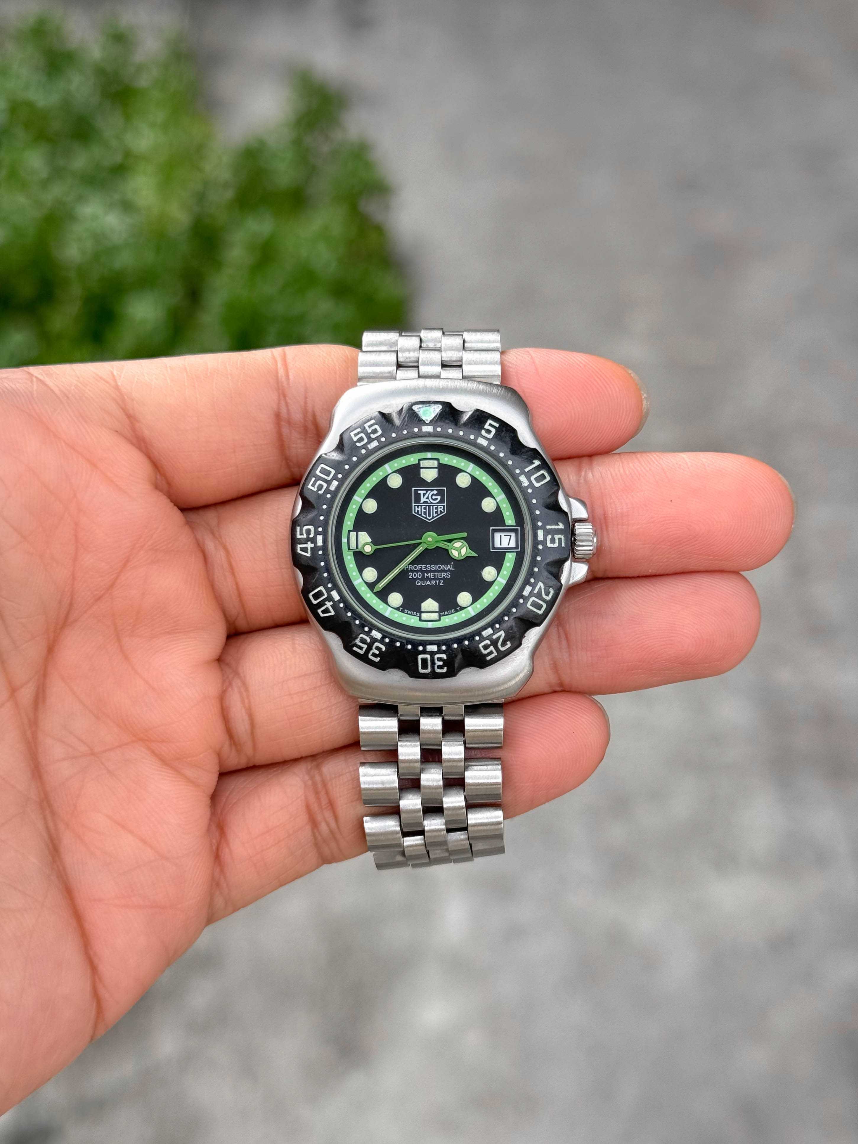 Tag Heuer F1 Classic Boy Size Quartz หน้าดำ-เขียว