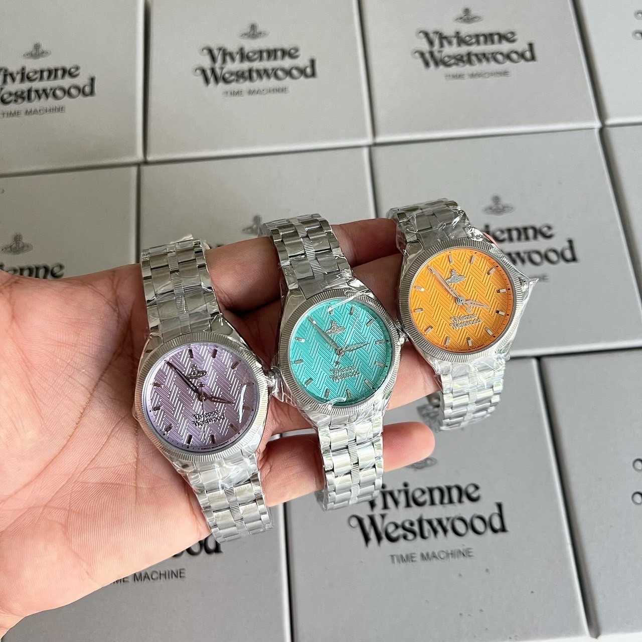 🪐Viviene Westwood Watch   37mm