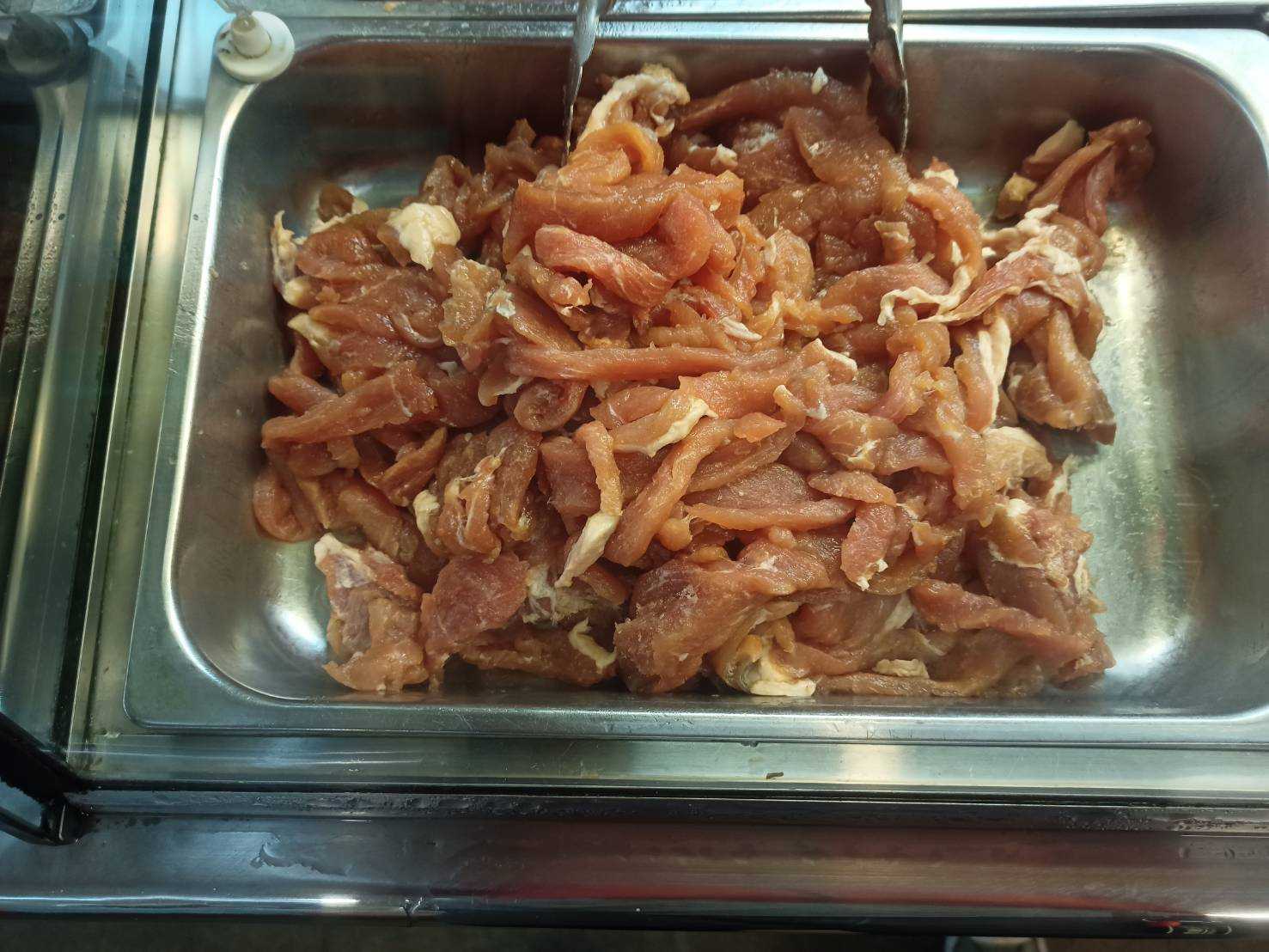 หมูแดดเดียวเค็ม (ร้านหมูหมักเจ้ฮั้ว)  ขั้นต่ำ 2 ขีด ขีดละ++