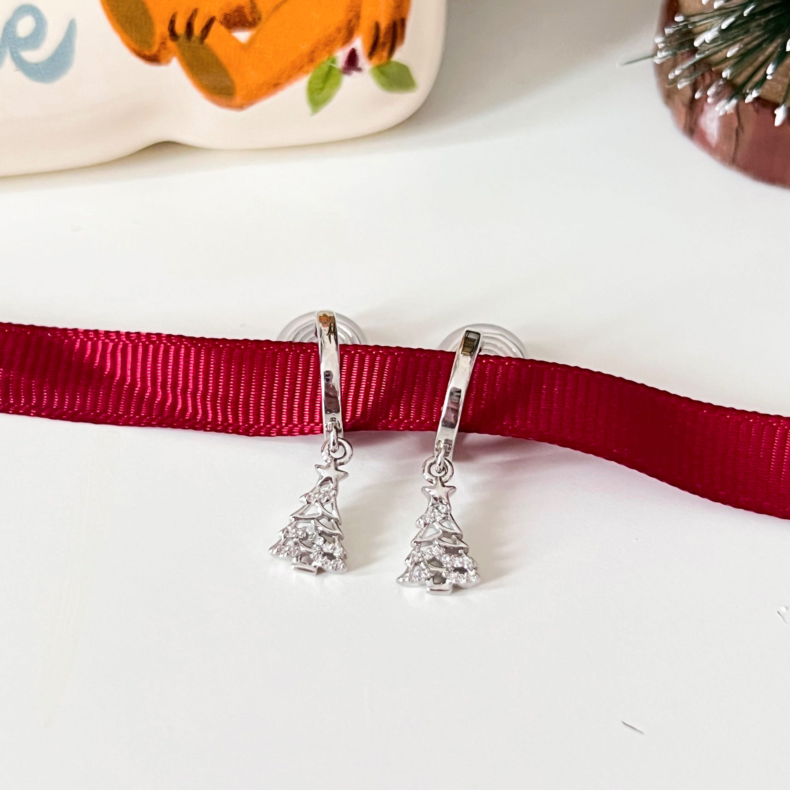 XMAS ห่วงเงินจี้ต้นคริสมาสเพชรจิ๋ว แป้นขดลวด