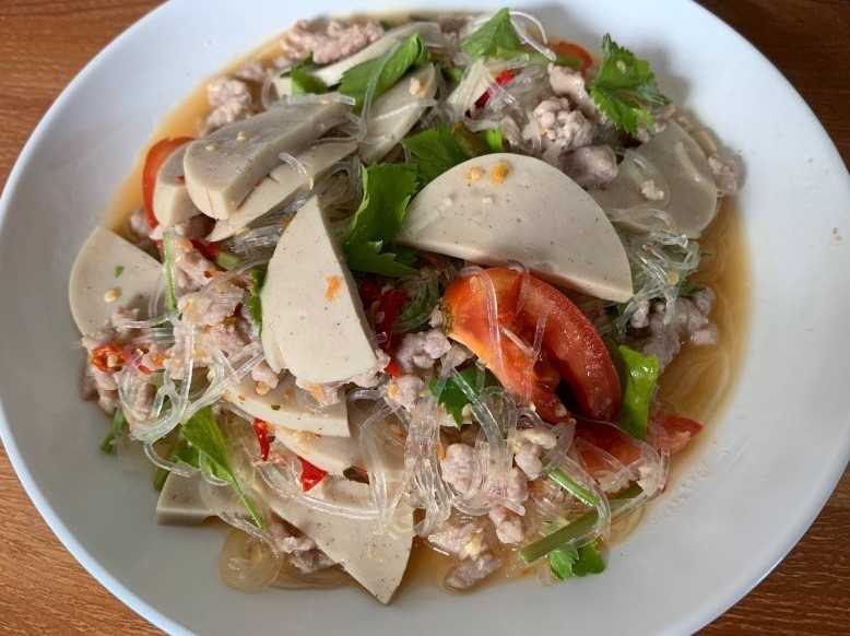 ยำวุ้นเส้น