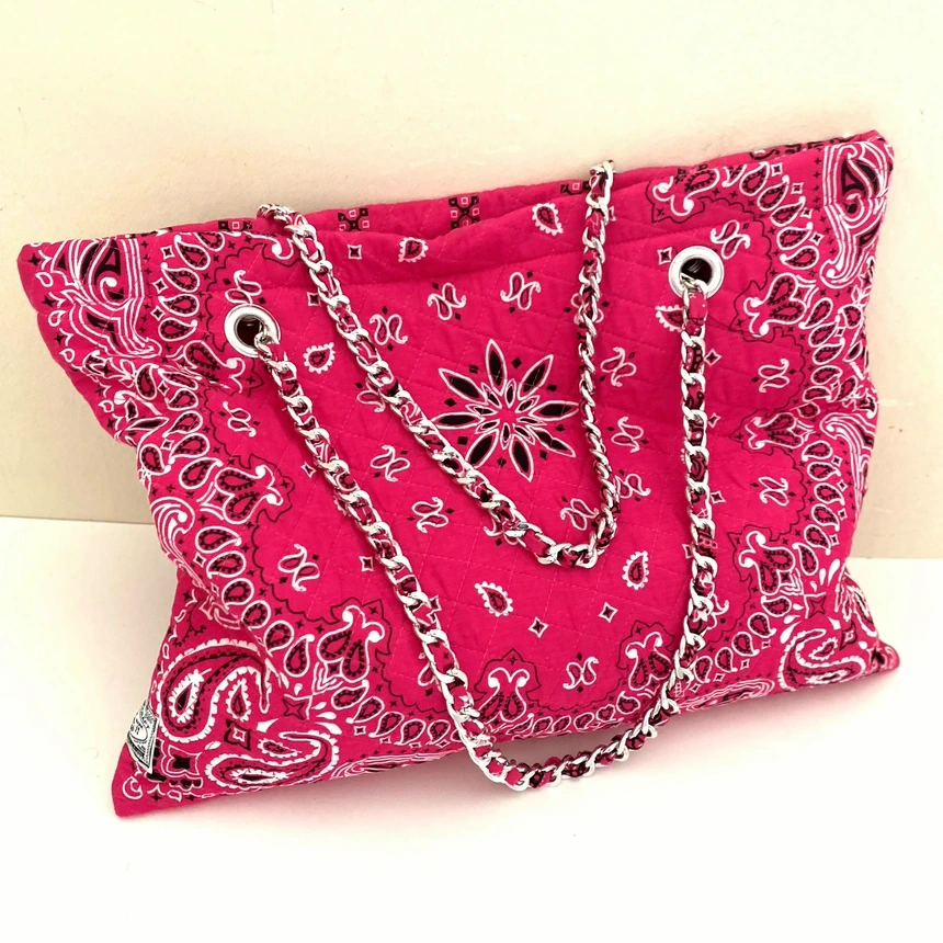 Flat magenta Bandana bag no 24