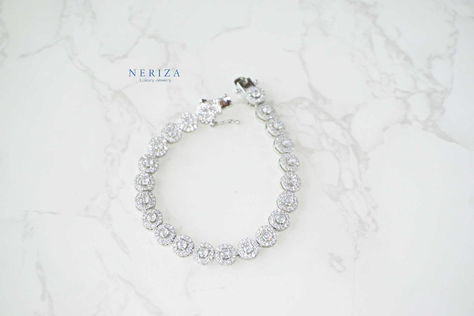 ข้อมือเพชรสังเคราะห์เกรดพรีเมี่ยม รหัส NB006