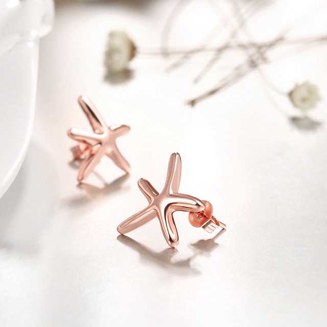 ต่างหู ต่างหูแฟชั่น ปลาดาว Rose Gold สีโรสโกลด์ ต่างหูเจาะ ต่างหูสตั๊ด เครื่องประดับแฟชั่น