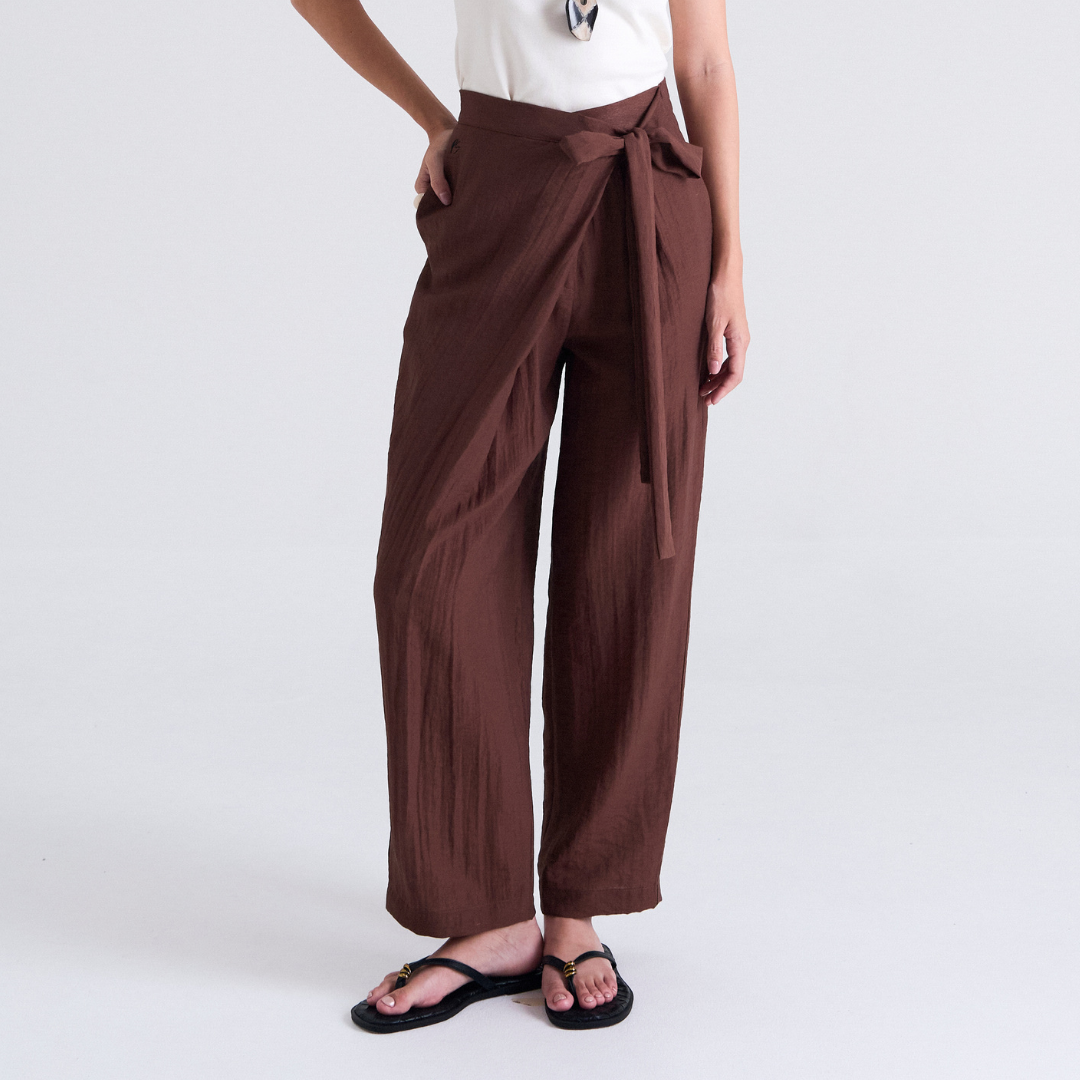 Plush Studios Nice Tailored Pants กางเกงขายาวทรงผูกเอว ผ้านุ่ม เบา สบาย