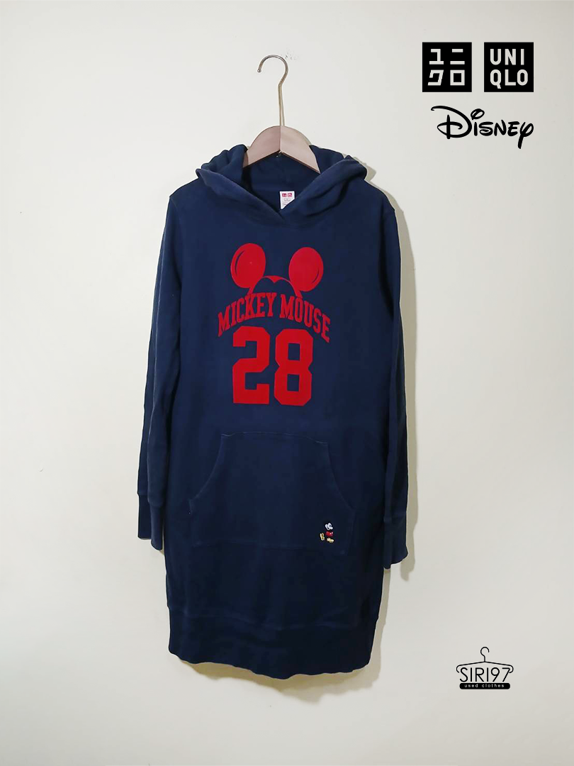 เดรสกันหนาวสฮู้ดแขนยาว Uniqlo Mickey สีกรมท่า สภาพ80%