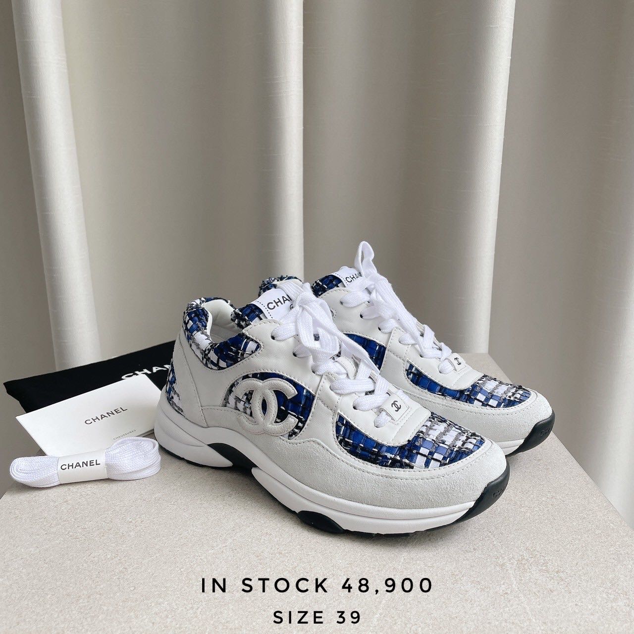 CHANEL Sneakers 