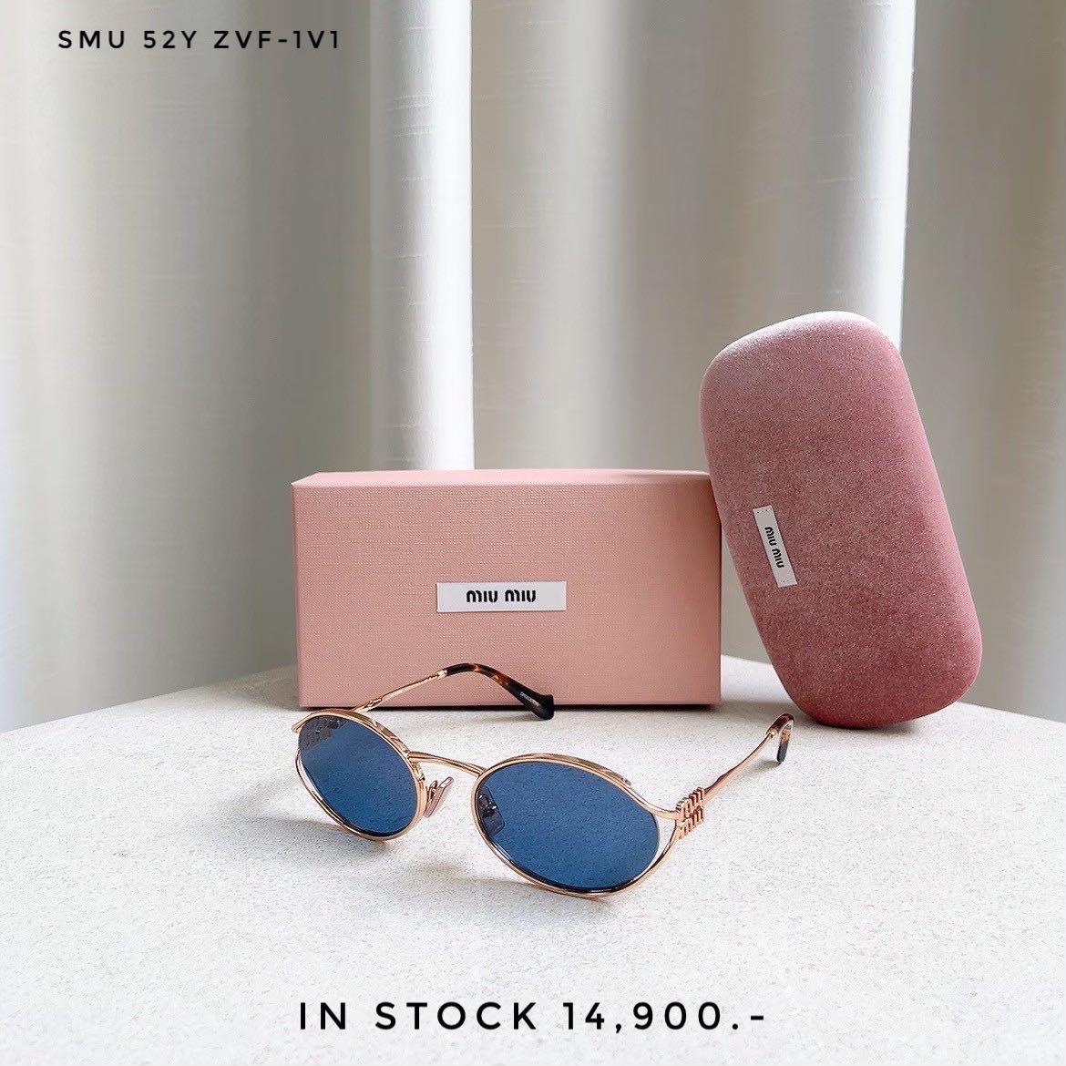 Miumiu sunglasses/52Y