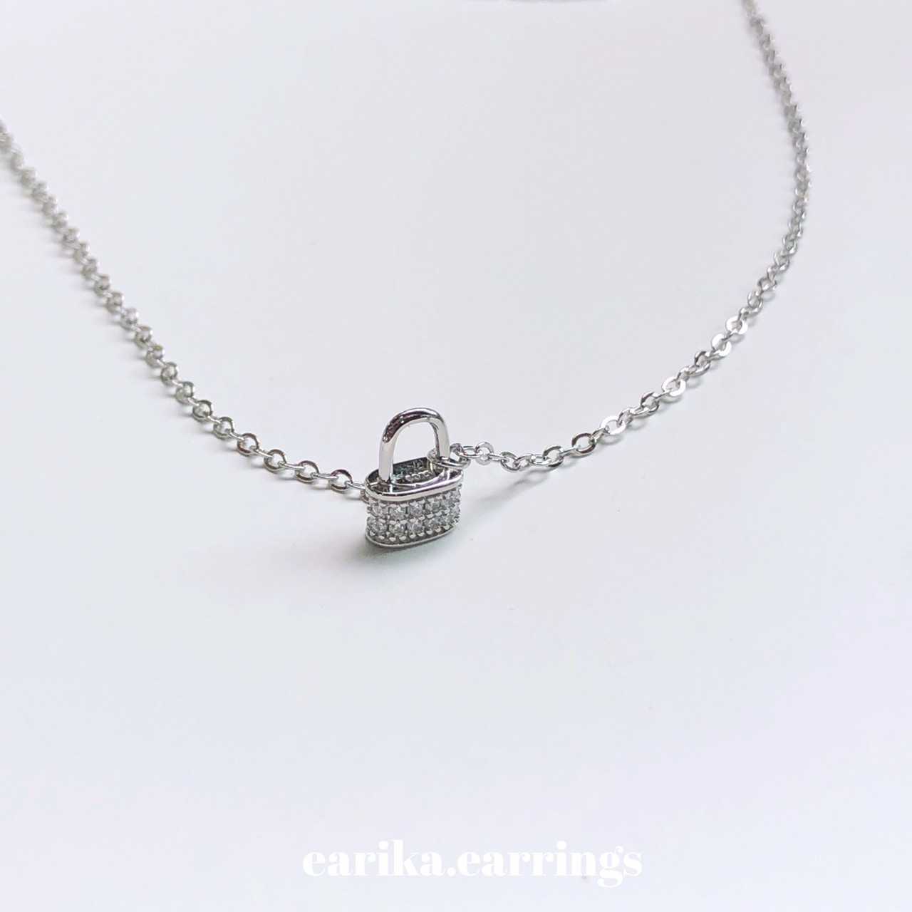 earika.earrings - crystal lock necklace สร้อยคอเงินแท้ S92.5 ปรับขนาดได้