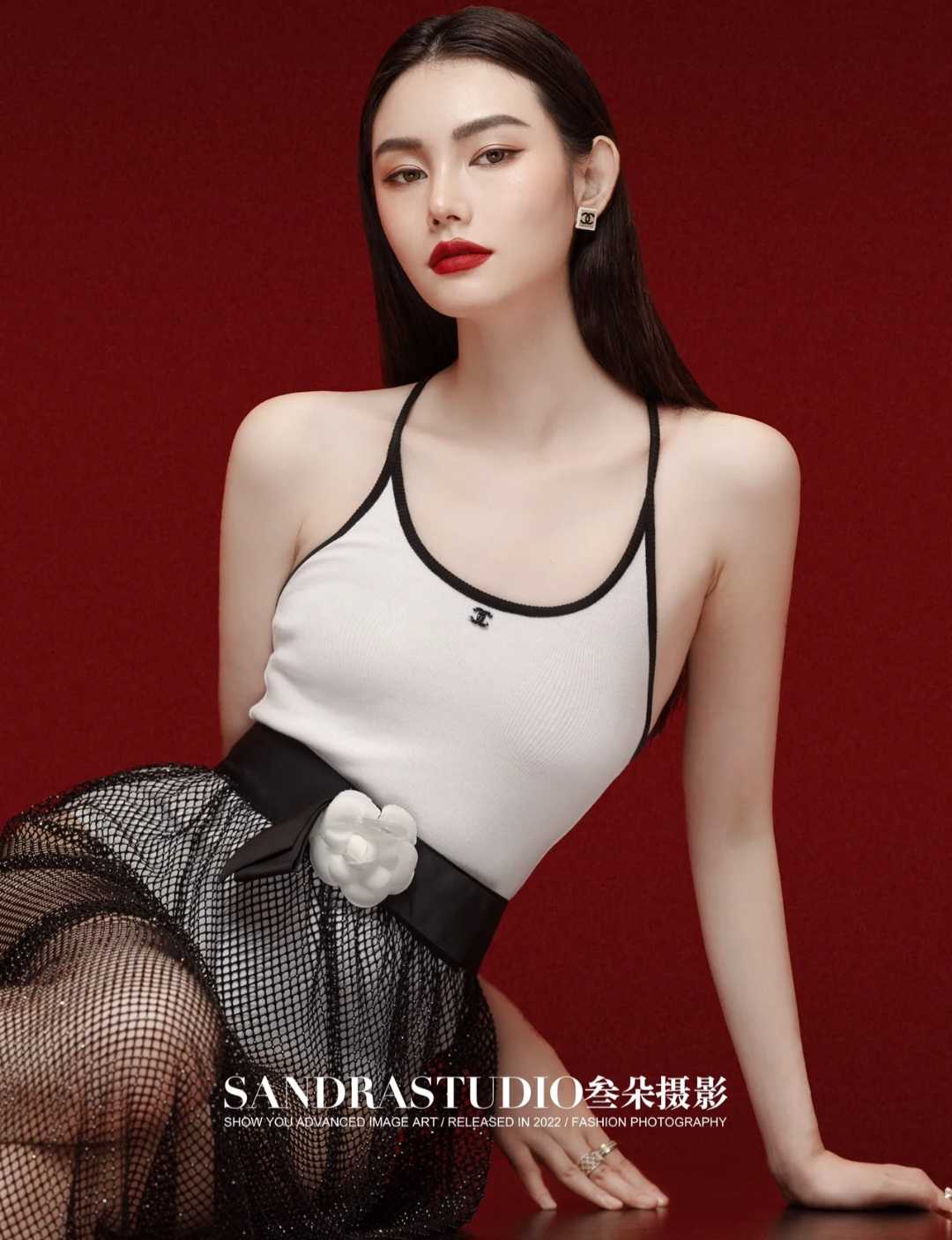 ( SALE ) CHANEL SWIMSUIT / BODYSUIT   One-Piece Swimsuit Ribbed Stretch Jersey  Black & White