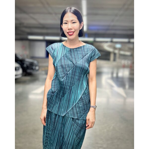 2MUAY รุ่น CX6390 เสื้ออัดพลีท ASYMMETRICAL PRINTED PLEATED TOP 3 สี FREE SIZE