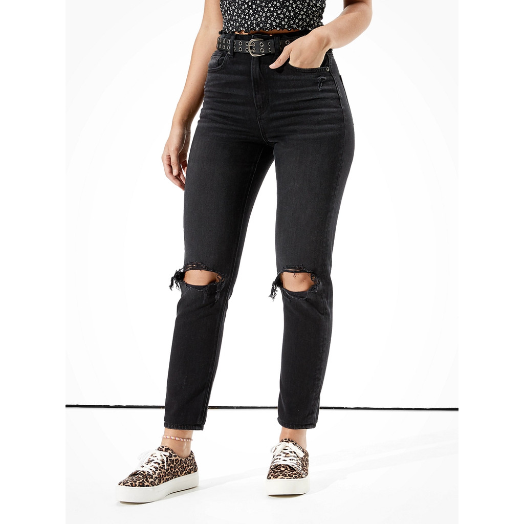 American Eagle กางเกงยีนส์ผู้หญิง MOM JEANS สี FADED BLACK - 043-3067-094