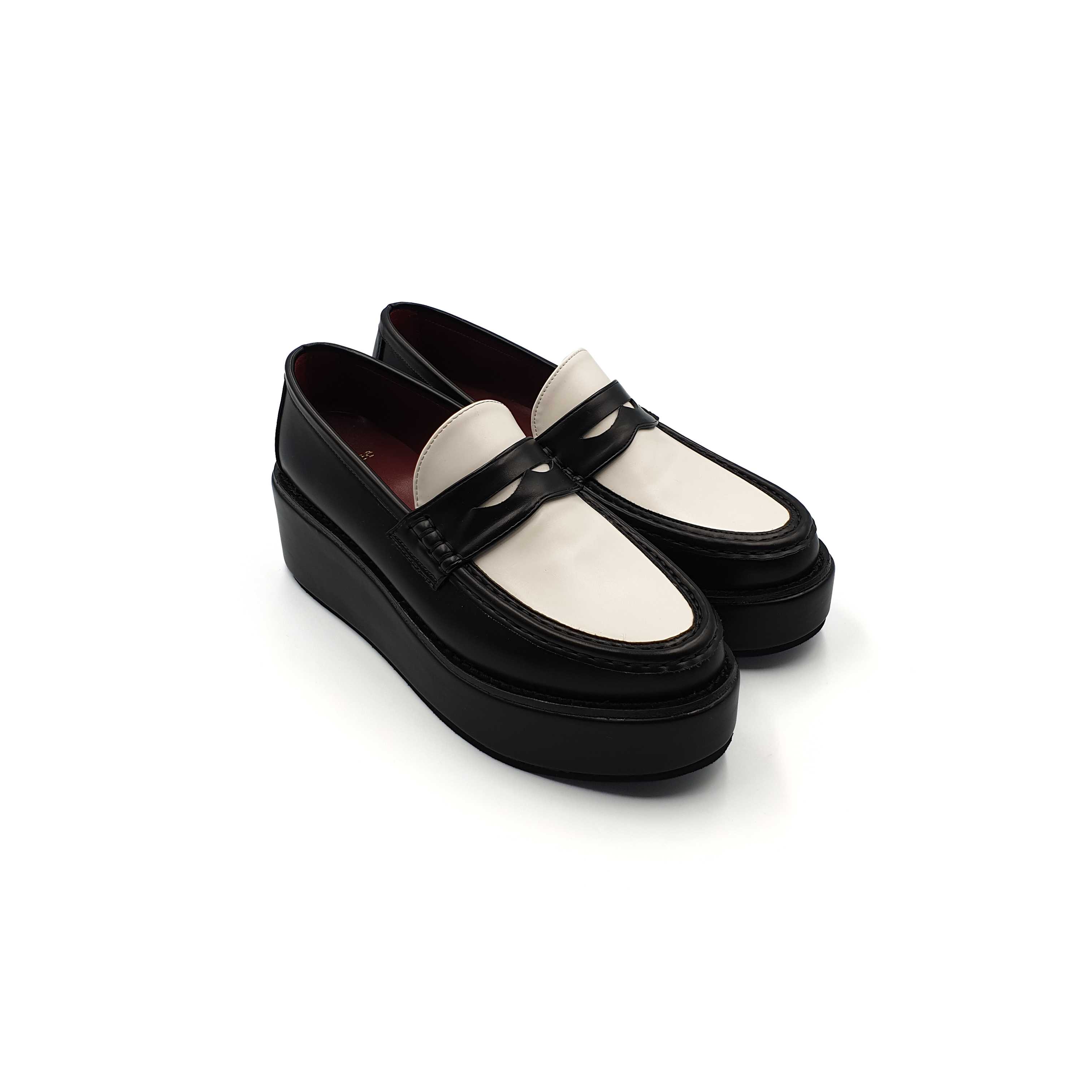 ABIGAIL PLATFORM LOAFERS IN TWO TONE B&W