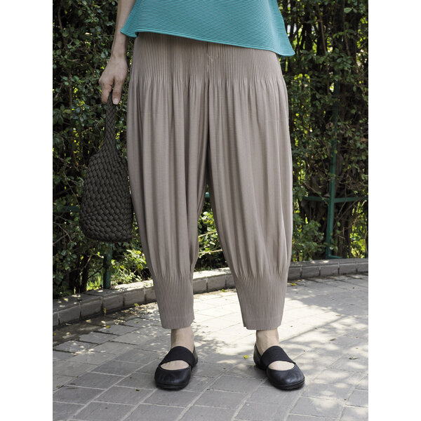 UNISEX ยาว 36 นิ้ว 2MUAY รุ่น GJO8518 กางเกงพลีทคุณภาพ THICK FLUFFY PLEATED PANTS 3 สี FREE SIZE