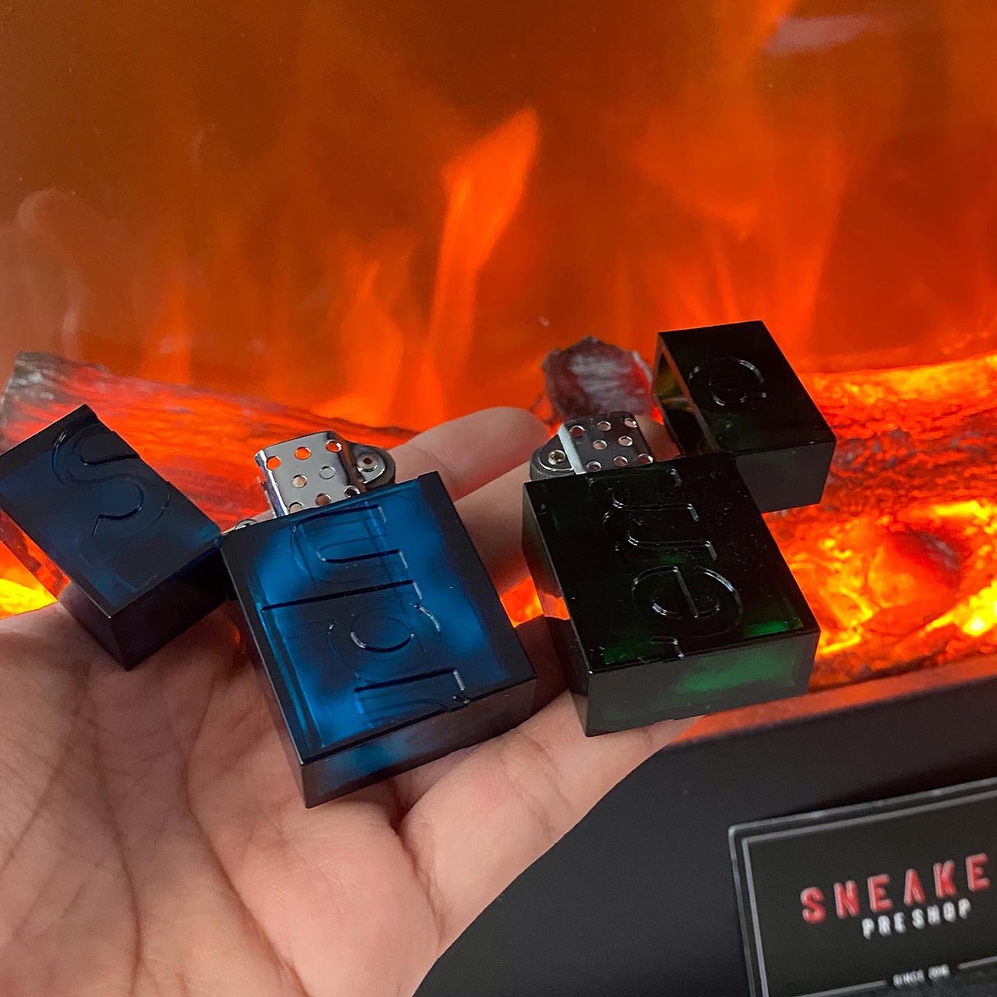Supreme Tsubota Pearl Hard Edge Lighter