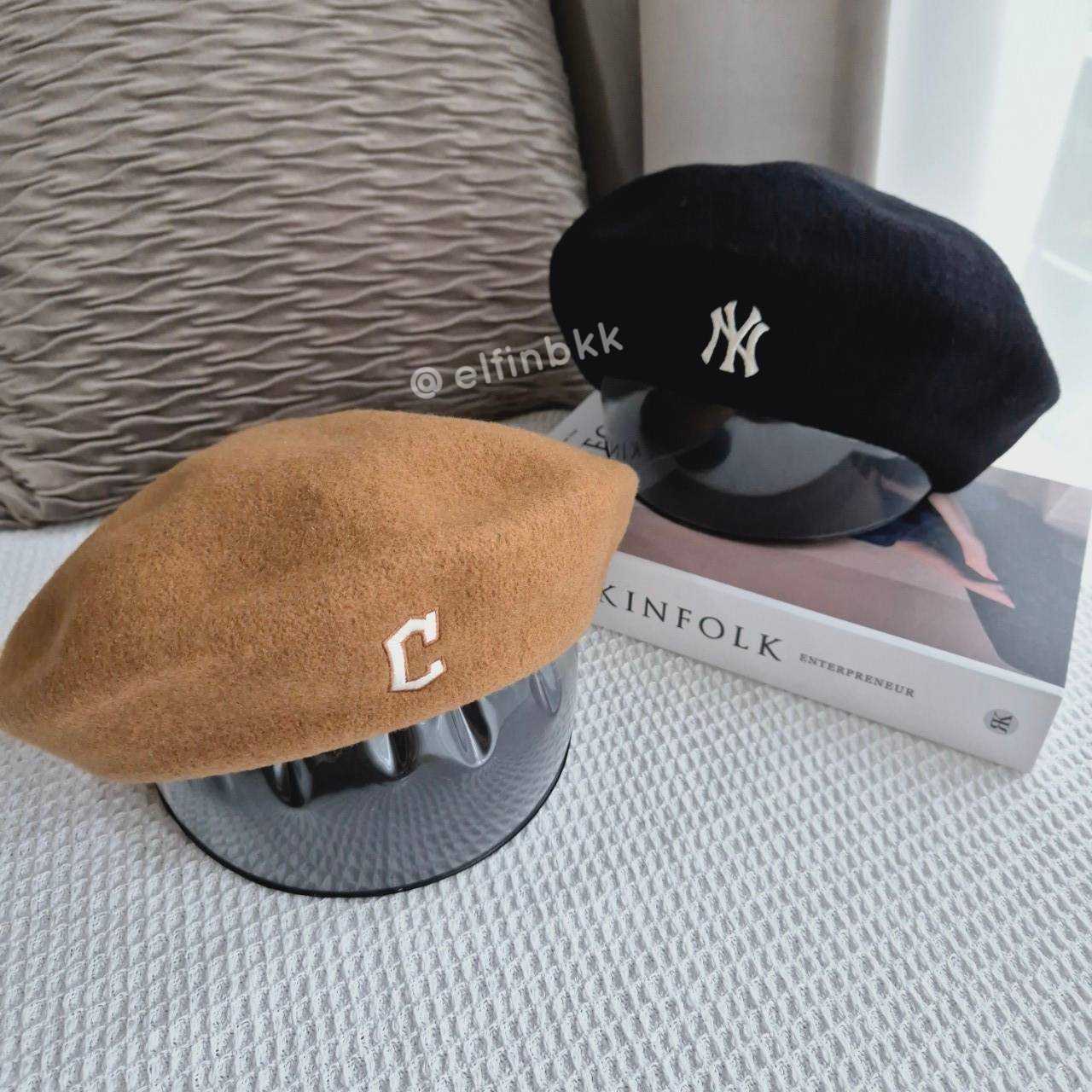 MLB Beret หมวกเบเร่ต์ สีดำ NY สีน้ำตาล C