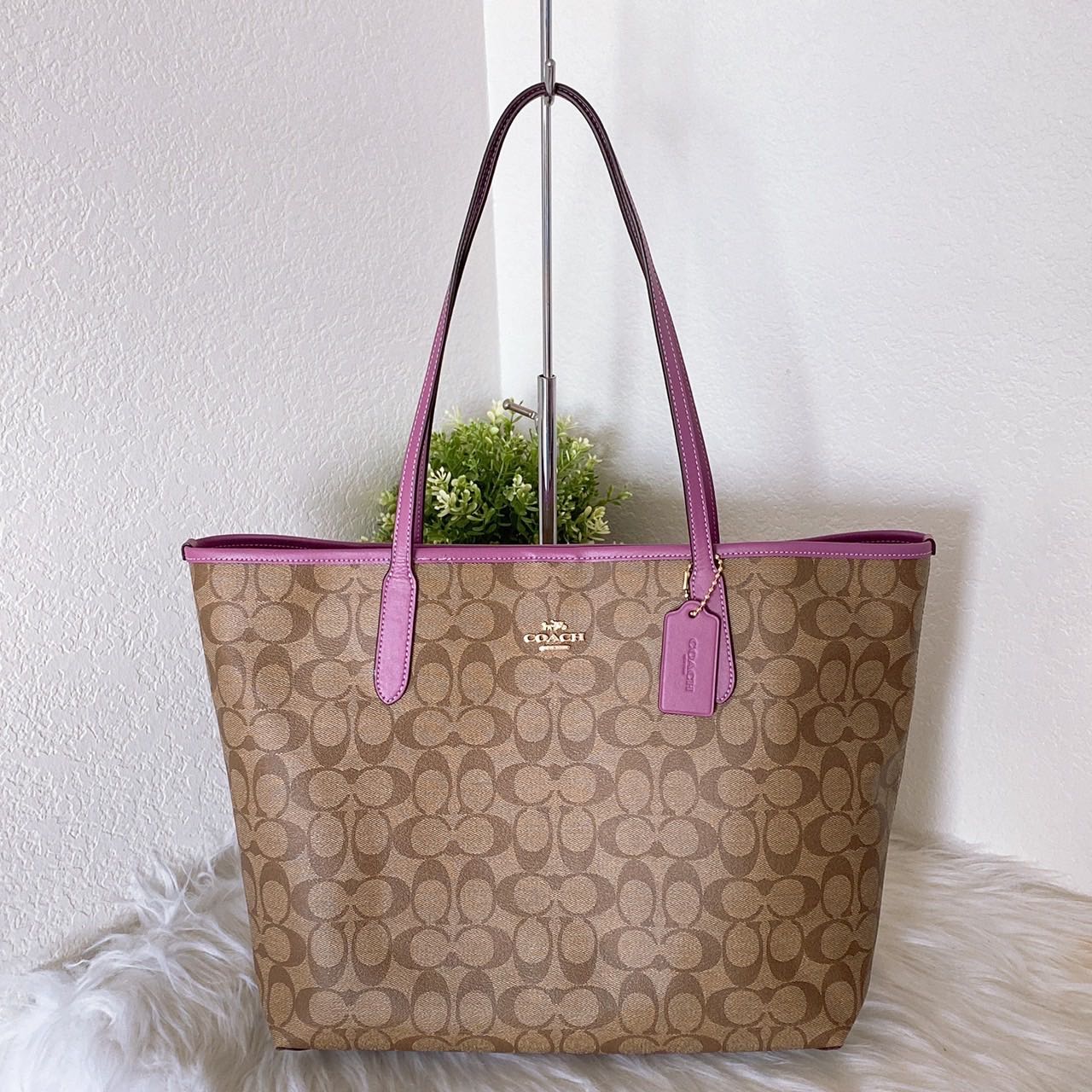 City Tote in Signature Canvas